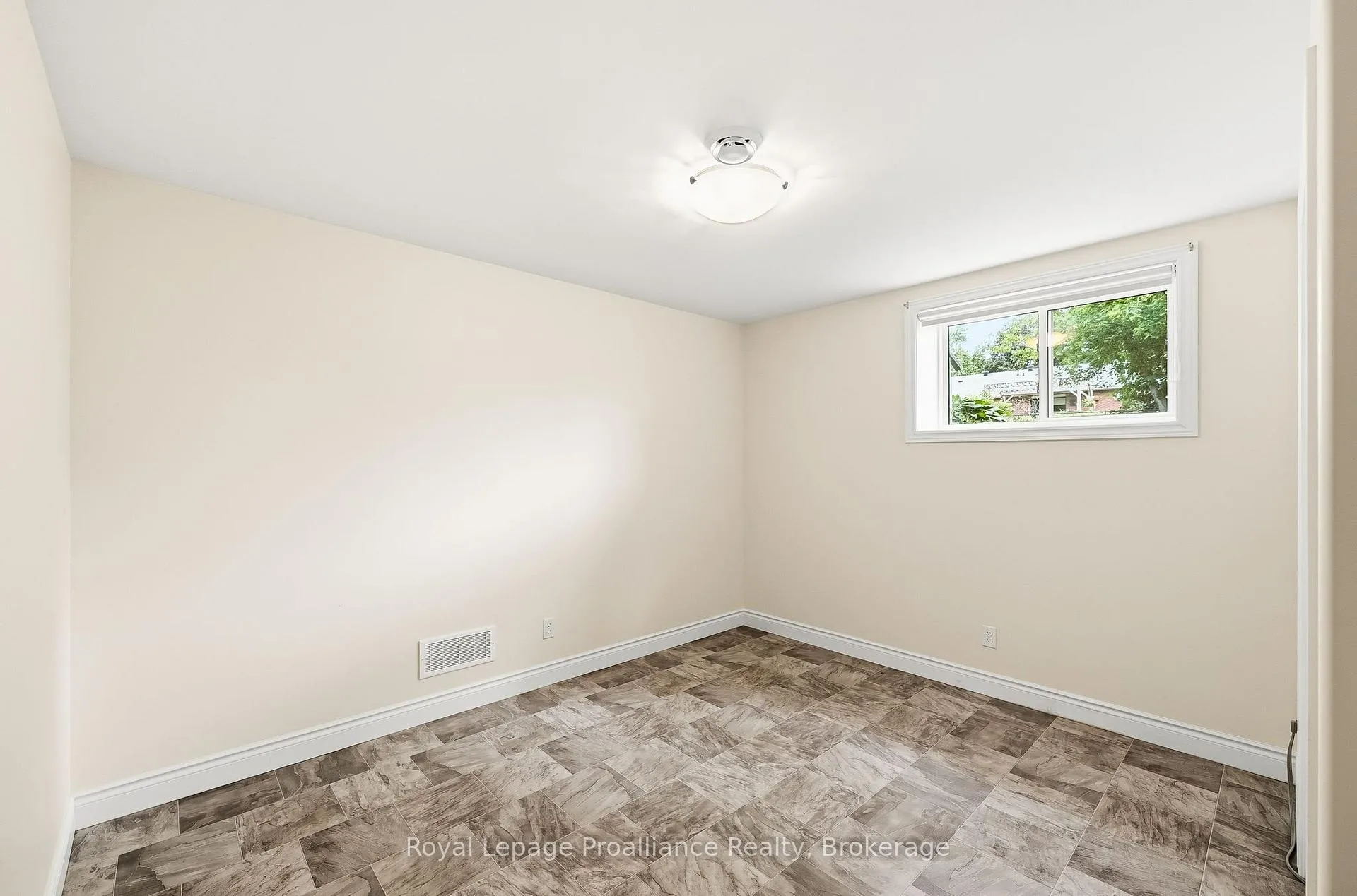 Photo 33 of 42B Chapel Street, Brighton — HOMEH