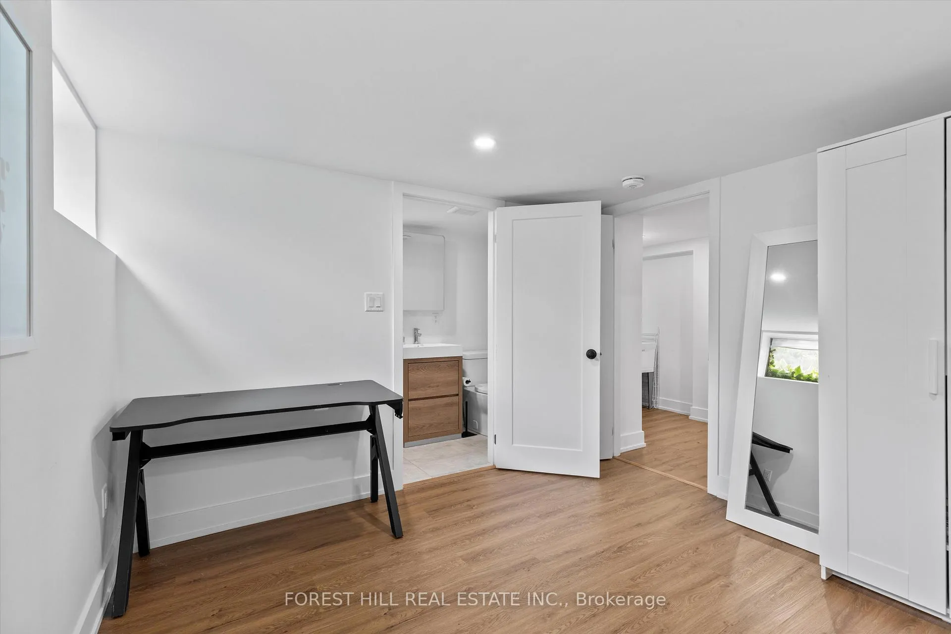 Photo 23 of 6 Barrett Road, Toronto, O'Connor-Parkview — HOMEH