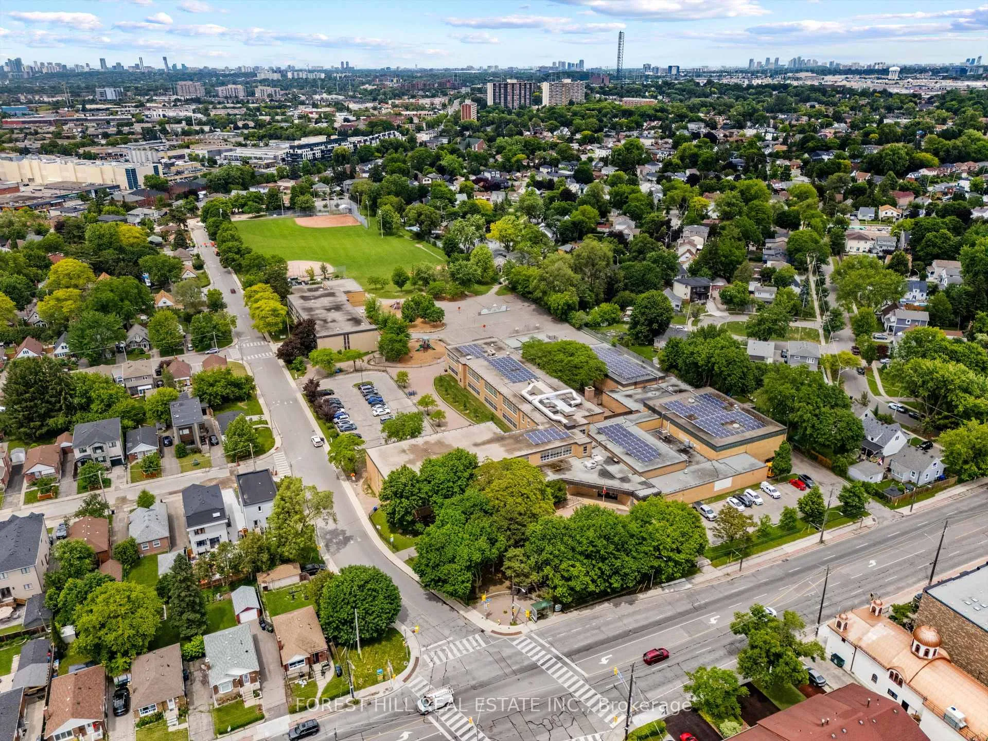 Photo 34 of 6 Barrett Road, Toronto, O'Connor-Parkview — HOMEH