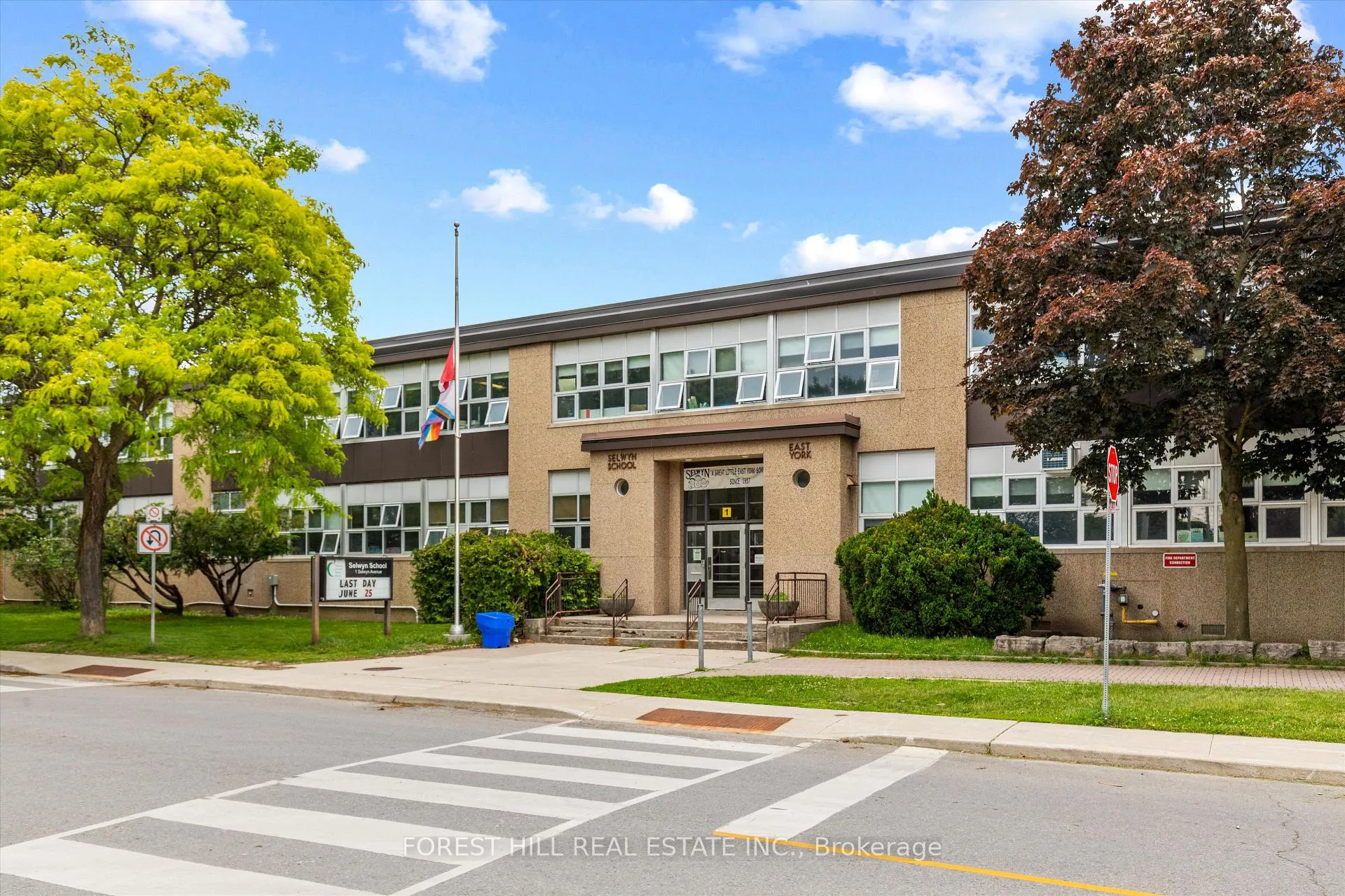Photo 35 of 6 Barrett Road, Toronto, O'Connor-Parkview — HOMEH