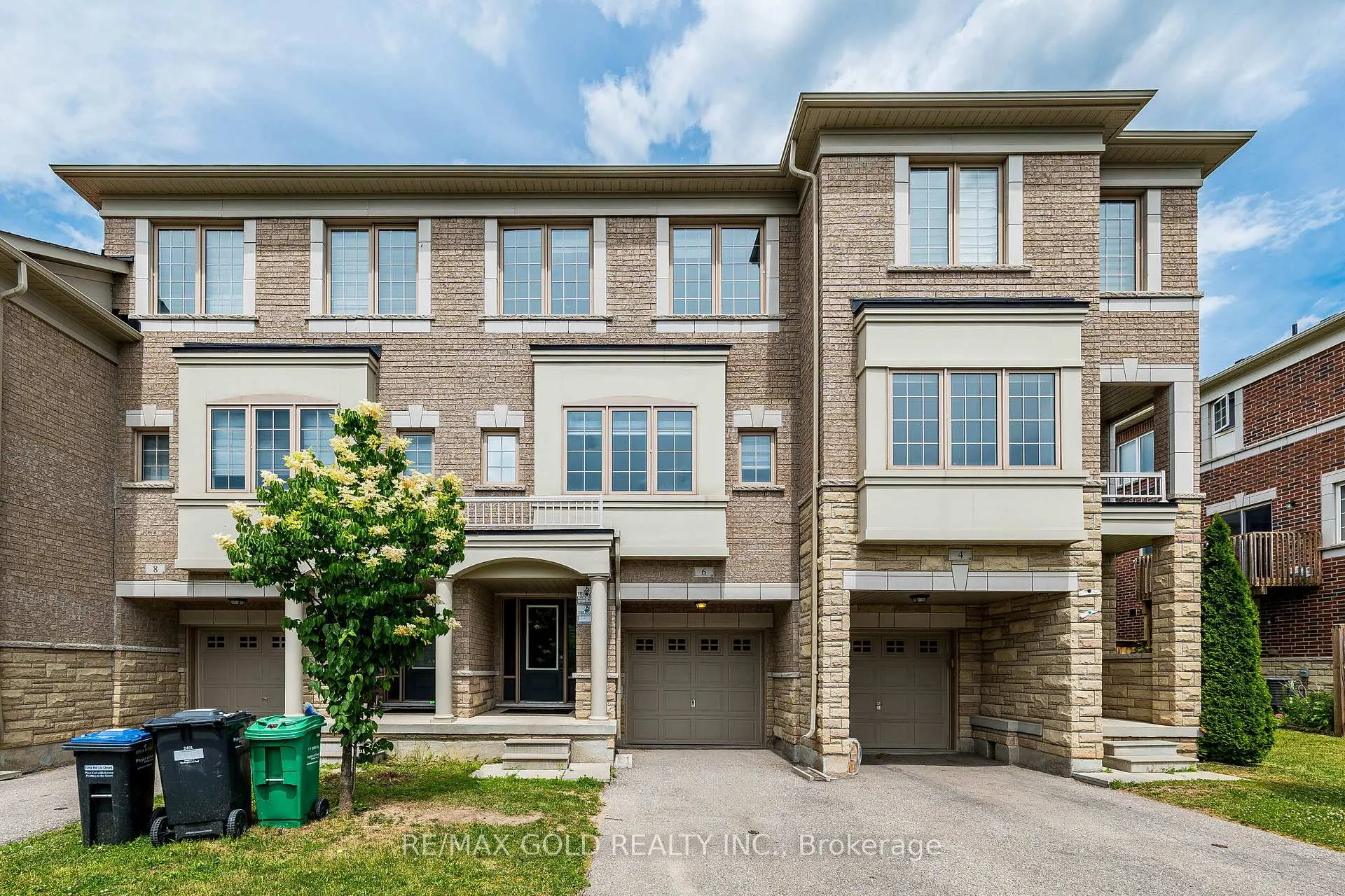 Photo 2 of Unit 151, 6 Pulberry Close, Brampton, Credit Valley — HOMEH