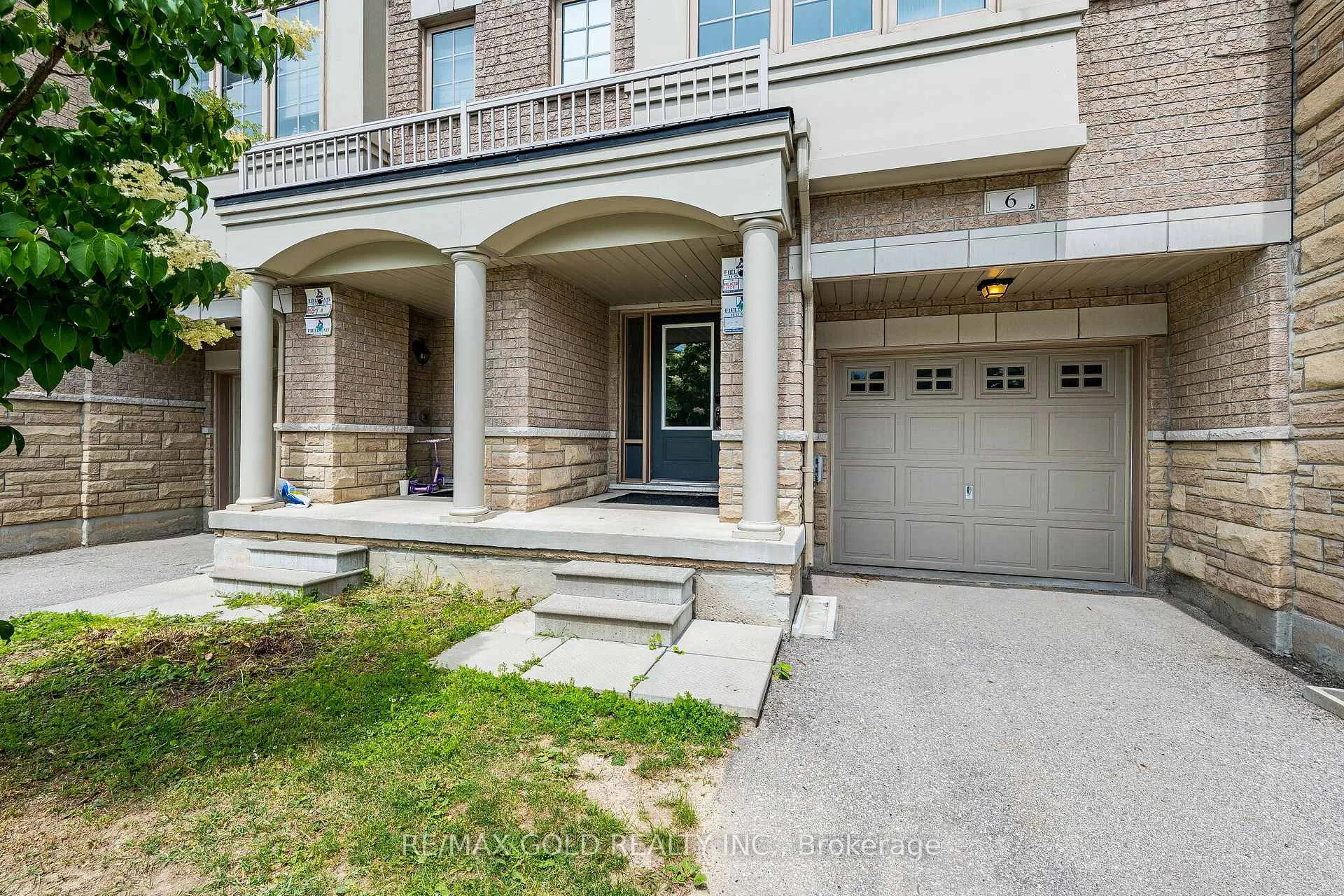 Photo 4 of Unit 151, 6 Pulberry Close, Brampton, Credit Valley — HOMEH