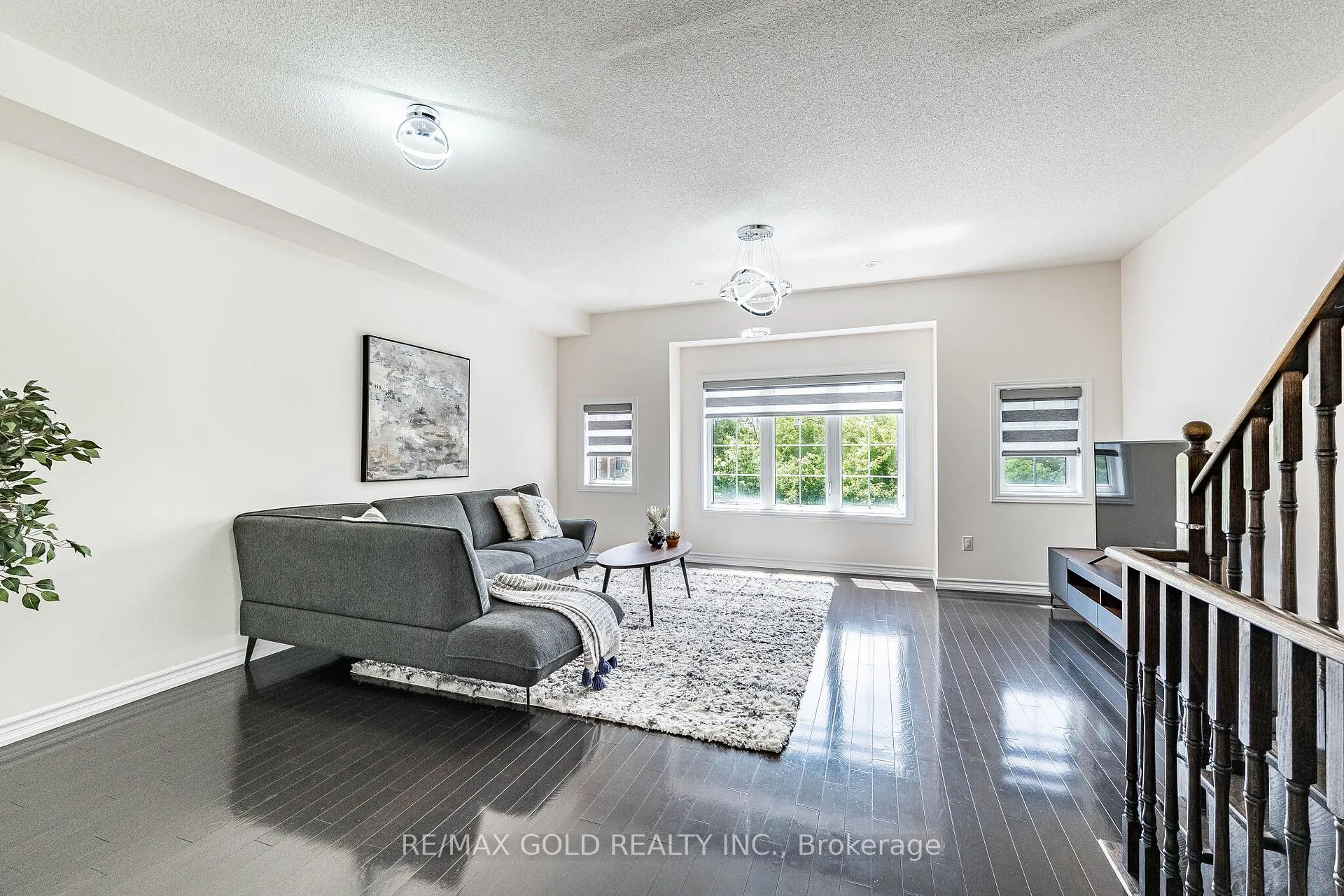 Photo 8 of Unit 151, 6 Pulberry Close, Brampton, Credit Valley — HOMEH