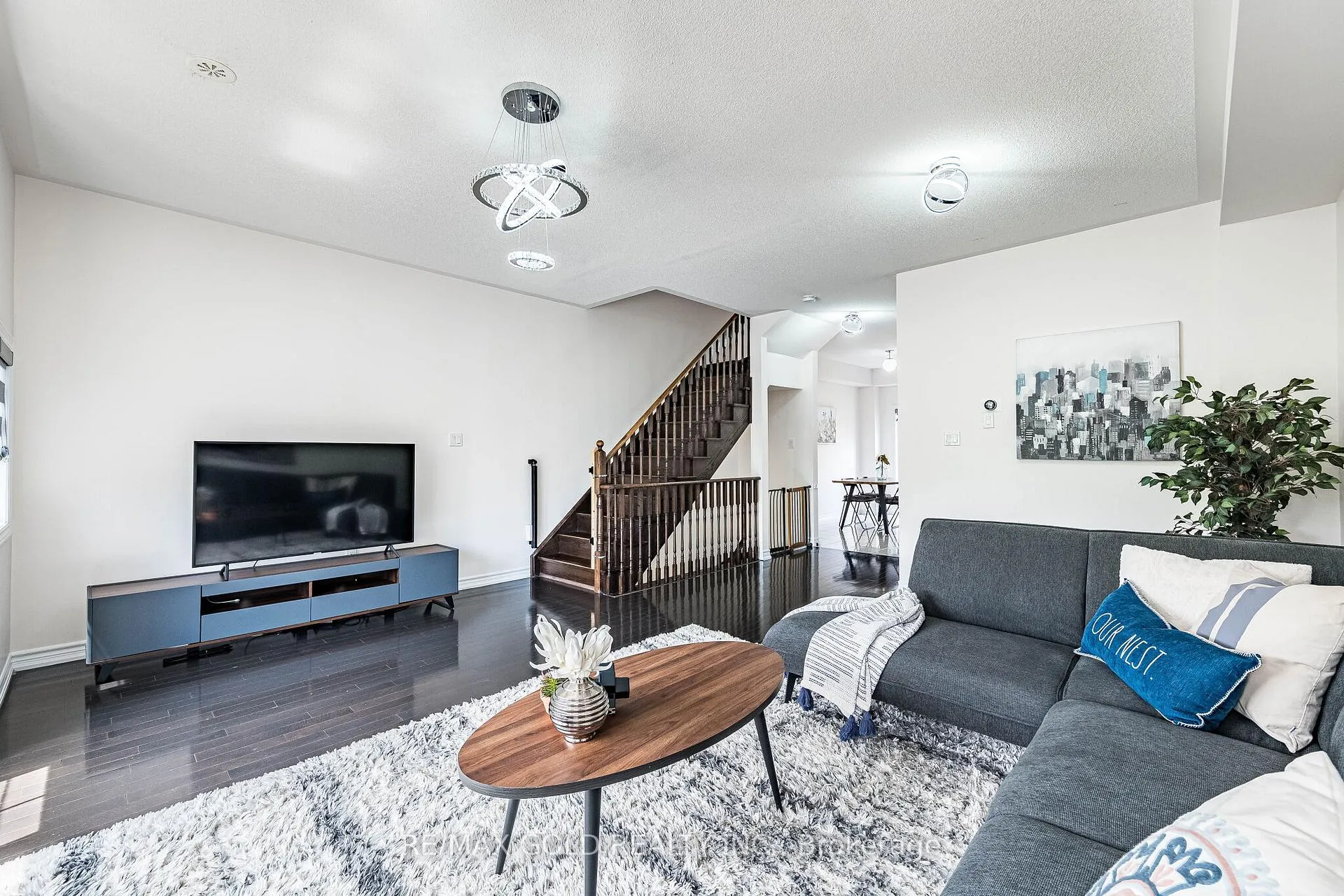 Photo 13 of Unit 151, 6 Pulberry Close, Brampton, Credit Valley — HOMEH