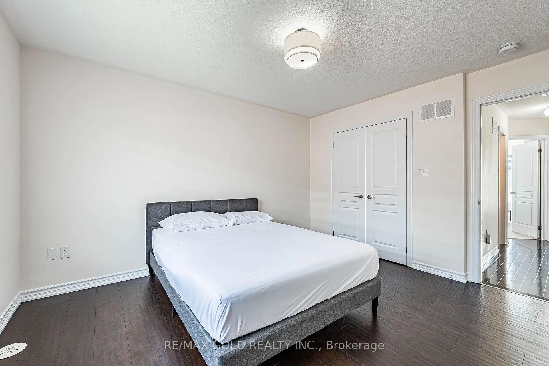 Photo 27 of Unit 151, 6 Pulberry Close, Brampton, Credit Valley — HOMEH