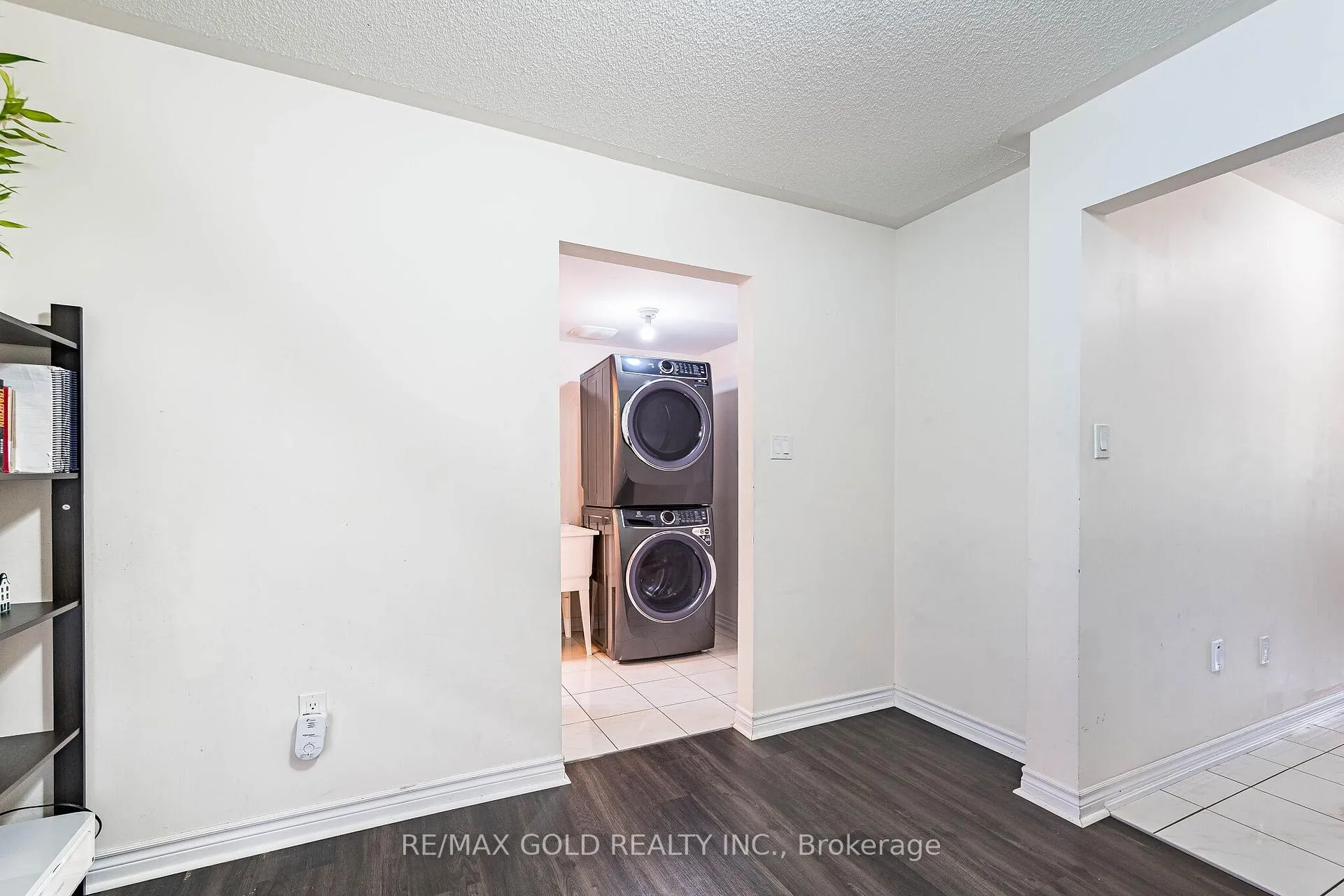 Photo 40 of Unit 151, 6 Pulberry Close, Brampton, Credit Valley — HOMEH