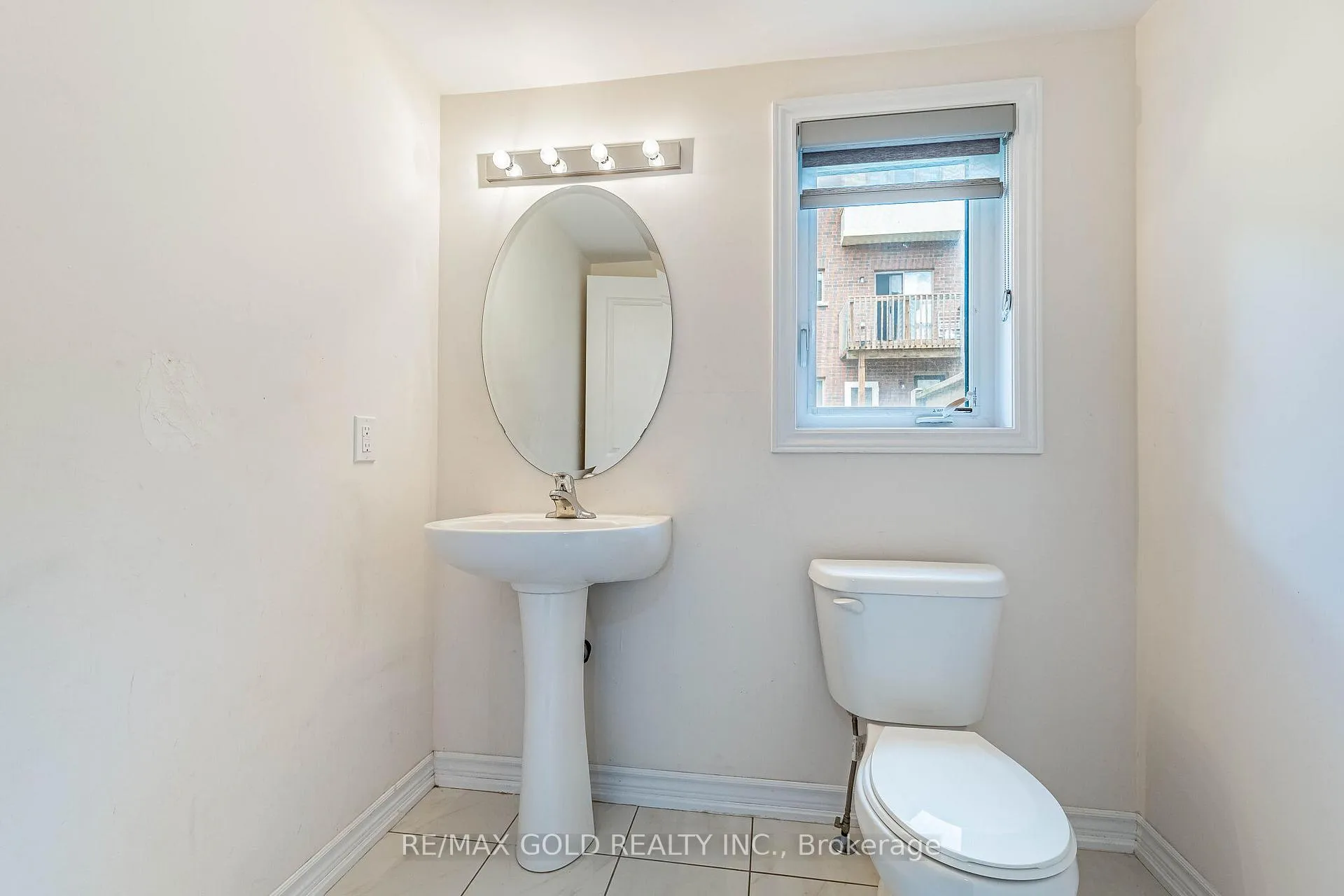 Photo 42 of Unit 151, 6 Pulberry Close, Brampton, Credit Valley — HOMEH