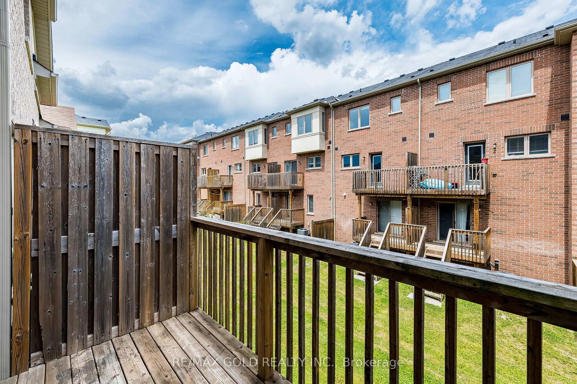 Photo 43 of Unit 151, 6 Pulberry Close, Brampton, Credit Valley — HOMEH