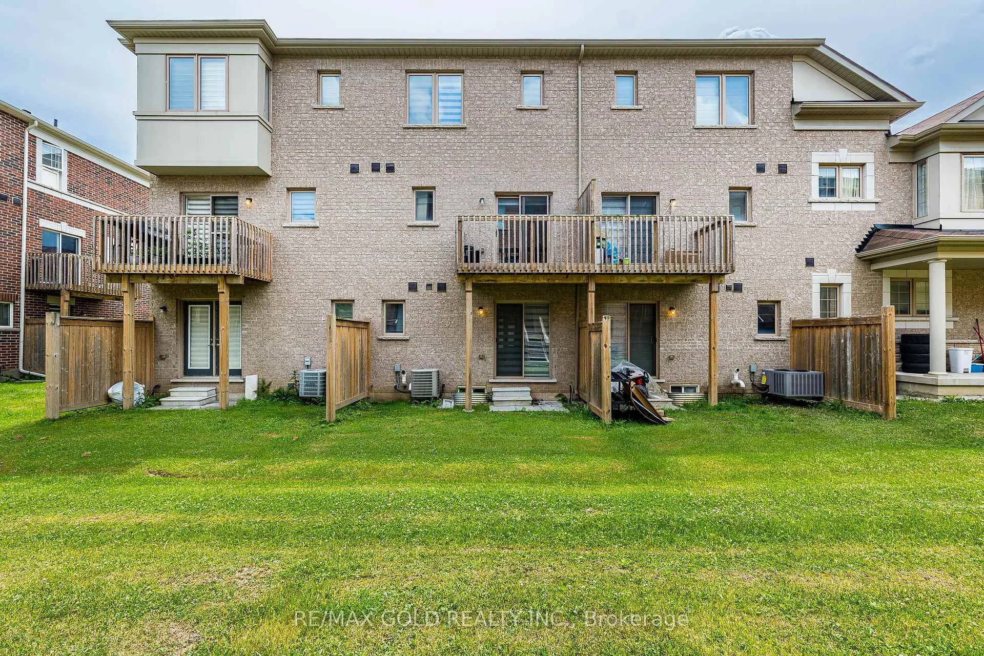 Photo 44 of Unit 151, 6 Pulberry Close, Brampton, Credit Valley — HOMEH