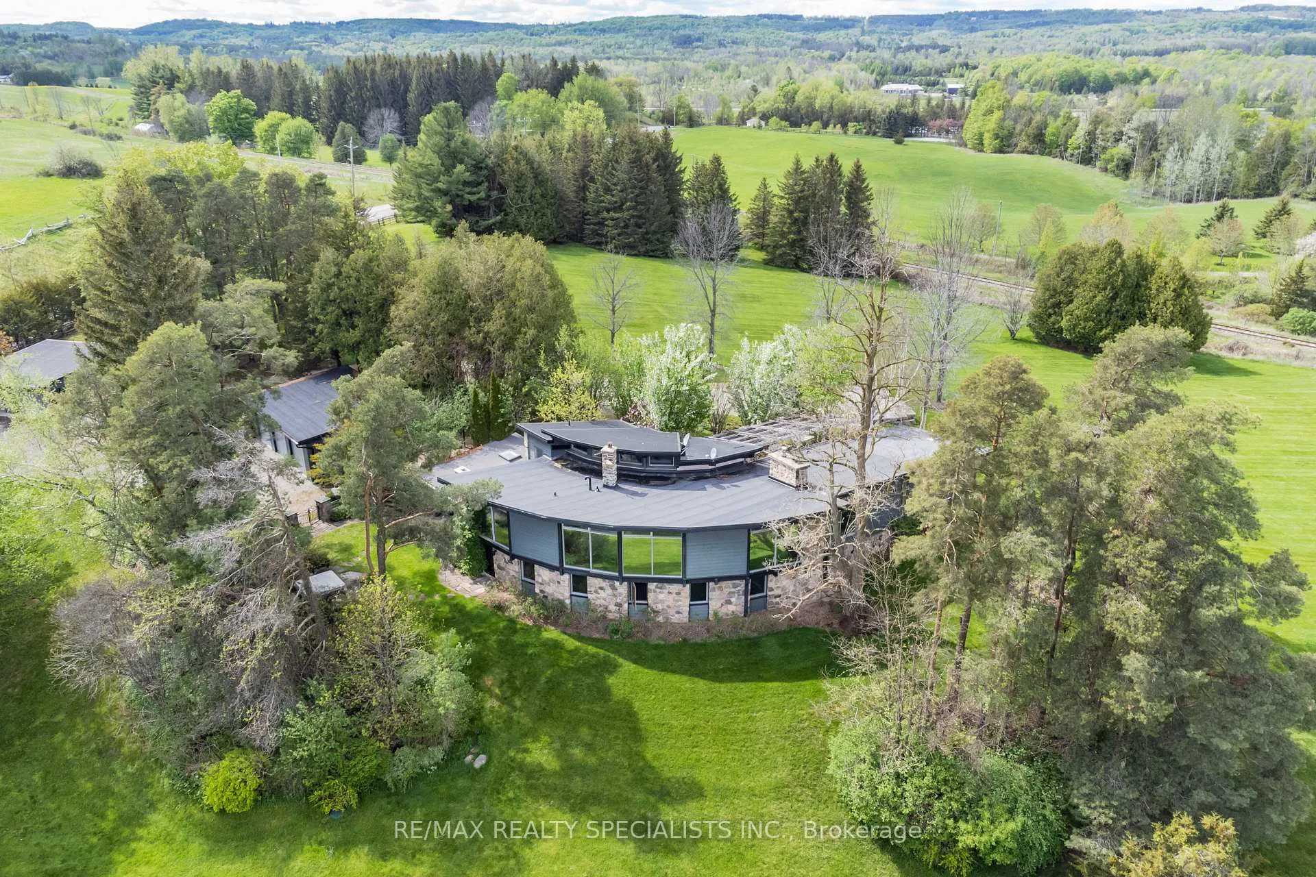Photo 3 of 16167 Mclaughlin Road, Caledon, Inglewood — HOMEH