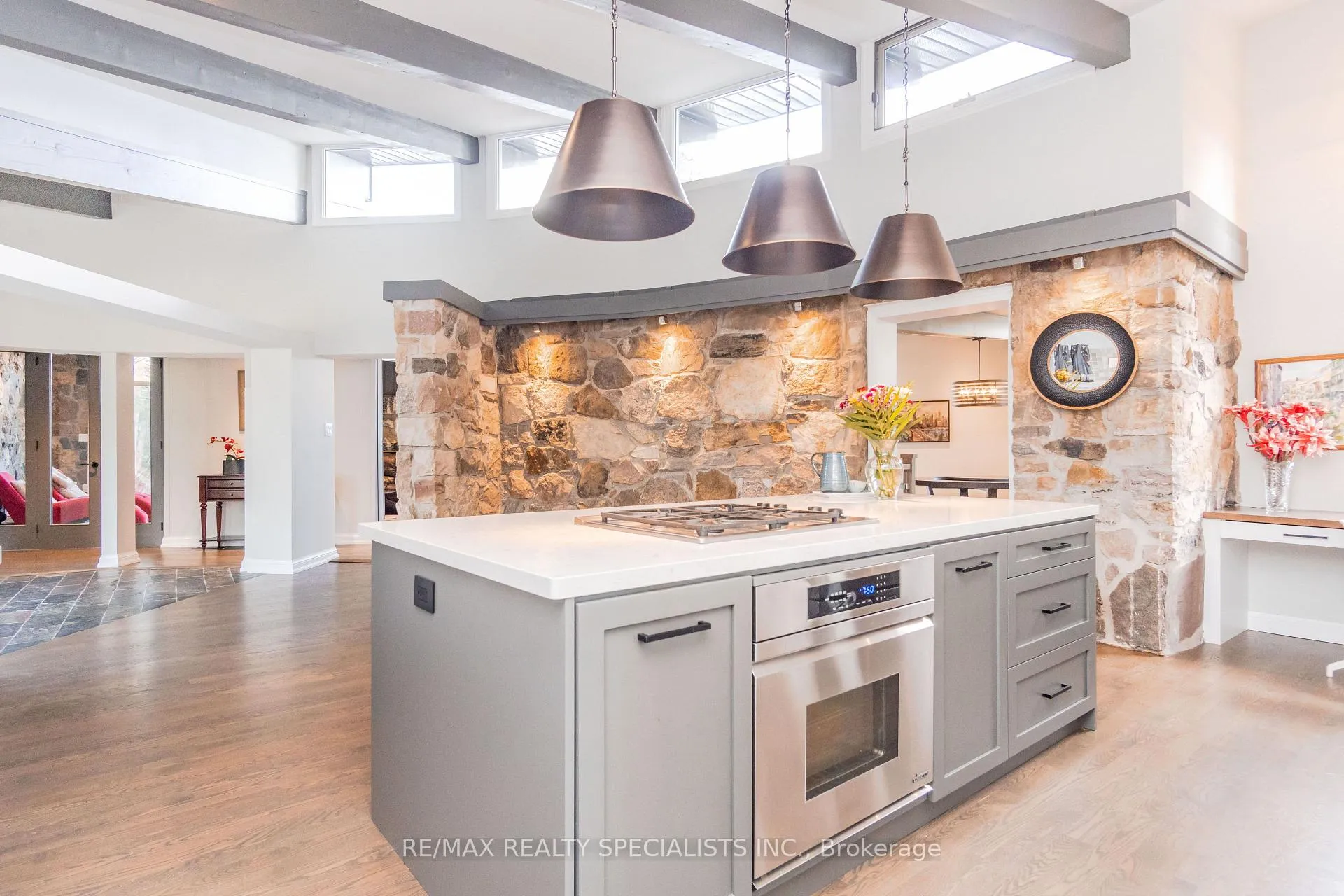 Photo 8 of 16167 Mclaughlin Road, Caledon, Inglewood — HOMEH