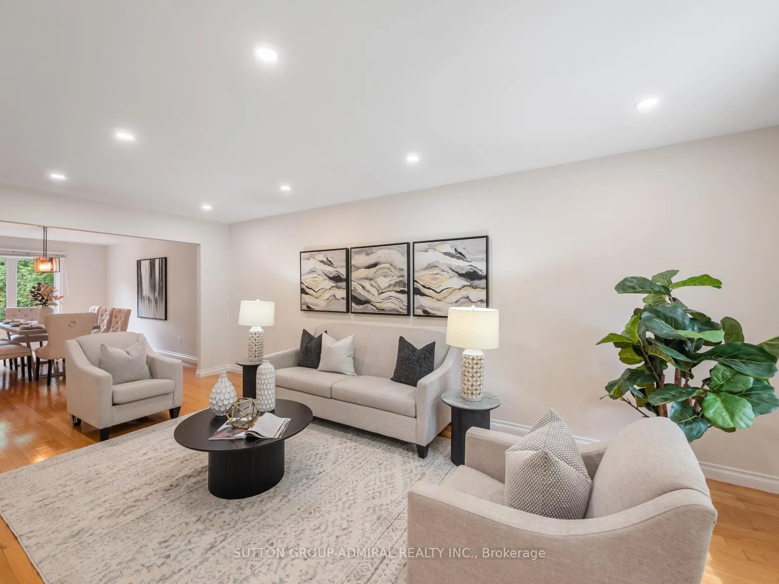 Photo 5 of 59 Zahavy Drive, Vaughan, Brownridge — HOMEH