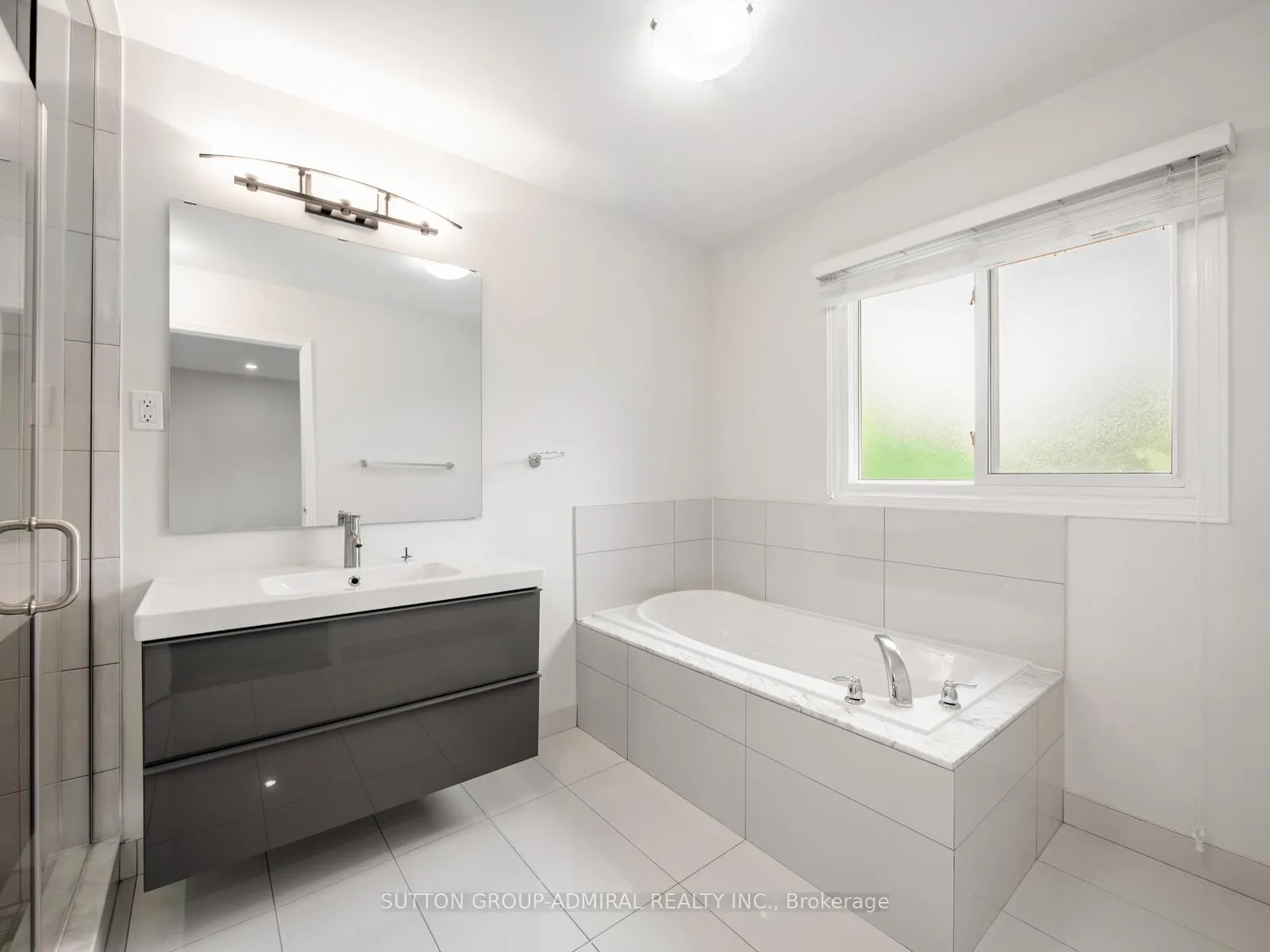 Photo 28 of 59 Zahavy Drive, Vaughan, Brownridge — HOMEH