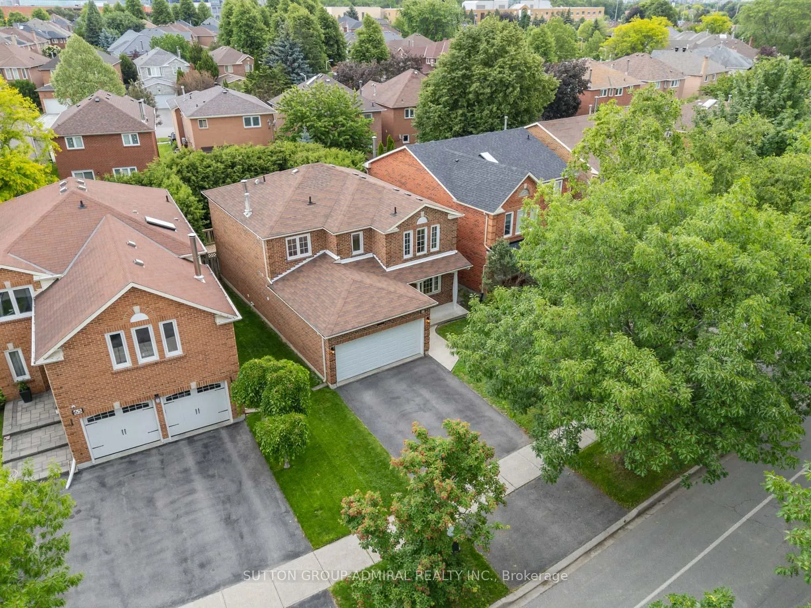 Photo 39 of 59 Zahavy Drive, Vaughan, Brownridge — HOMEH