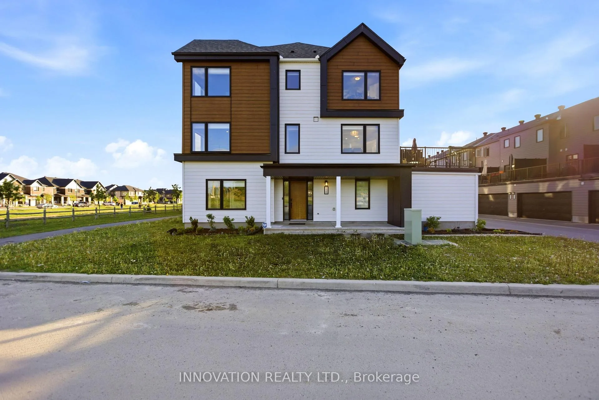 Photo 1 of 120 Kyanite Lane, Ottawa, Barrhaven - Heritage Park — HOMEH