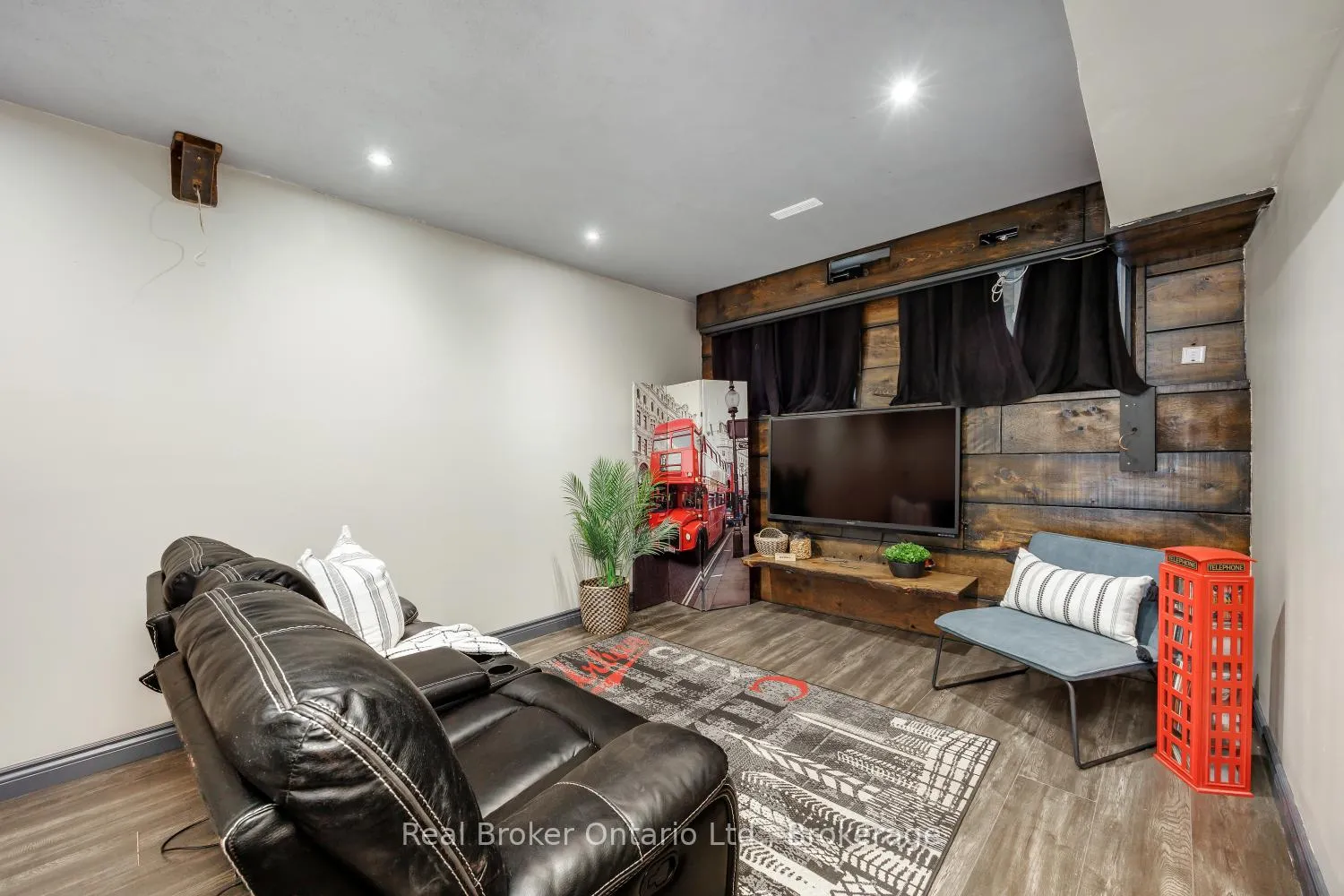 Photo 28 of 36 Apple Blossom Boulevard, Clarington, Bowmanville — HOMEH