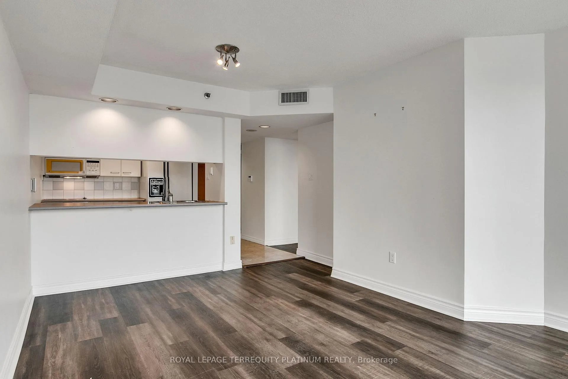 Photo 7 of Unit 2911, 38 Elm Street, Toronto, Bay Street Corridor — HOMEH