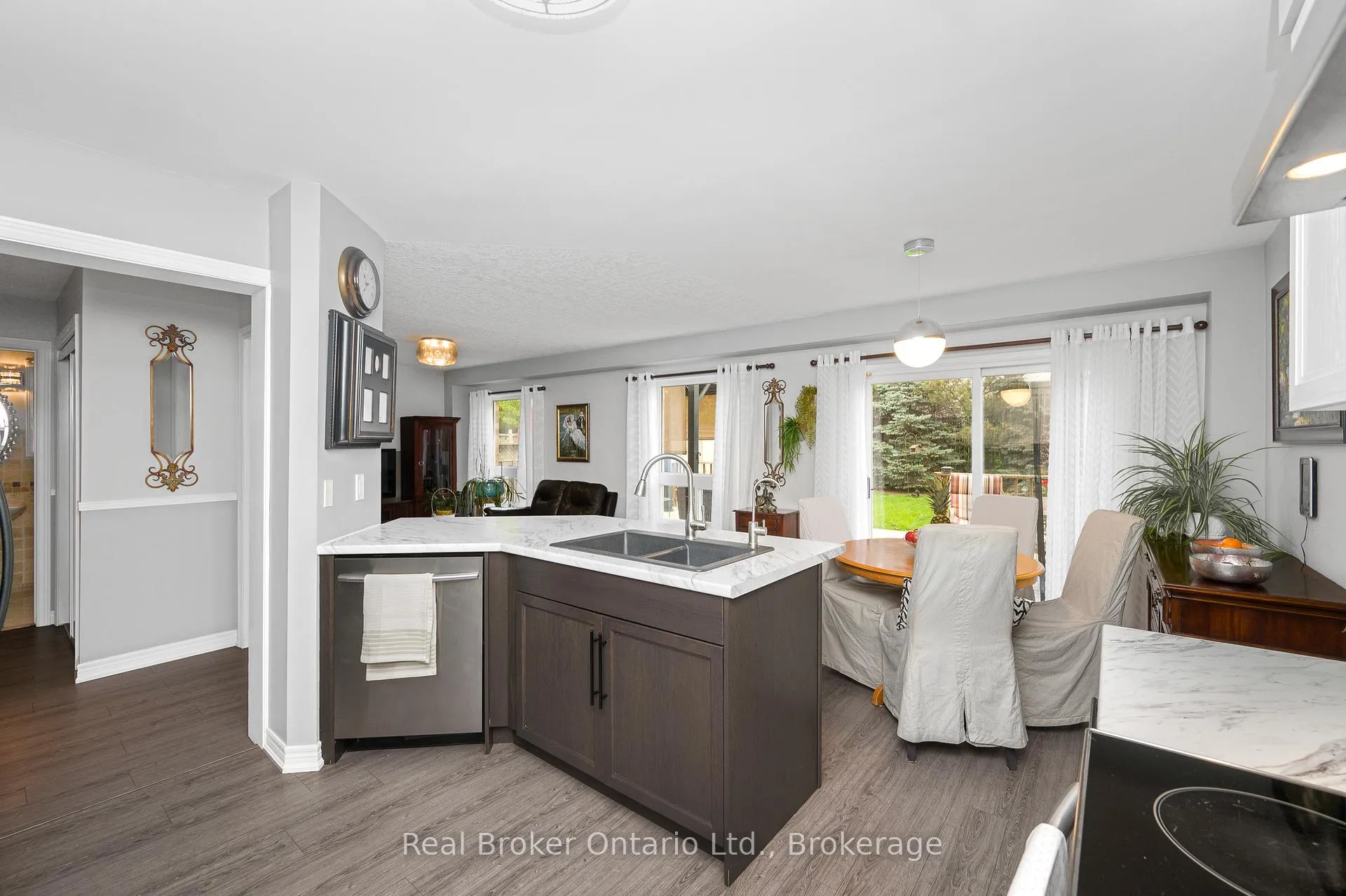 Photo 19 of 176 Osborn Avenue, Brantford — HOMEH