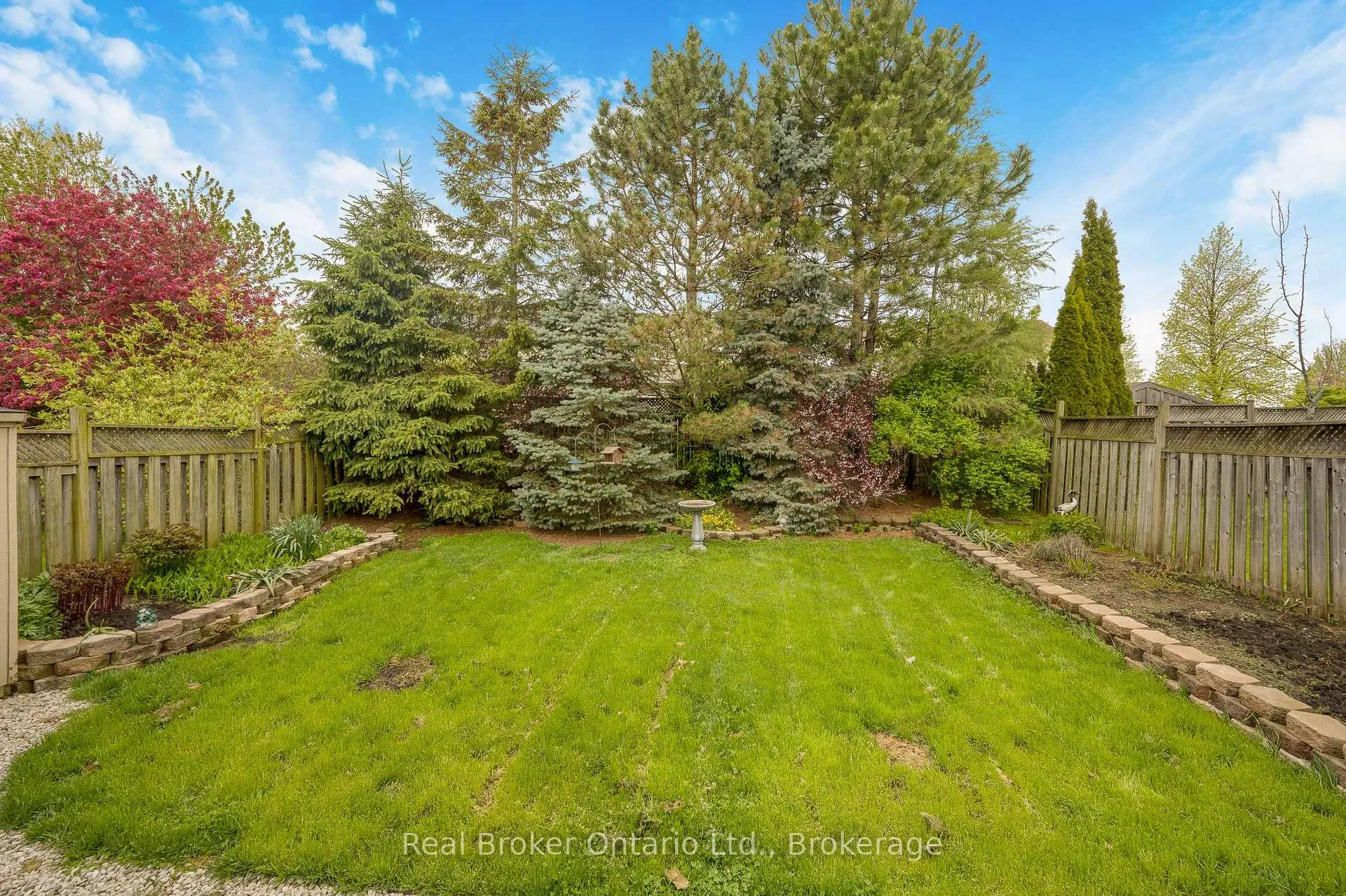 Photo 40 of 176 Osborn Avenue, Brantford — HOMEH