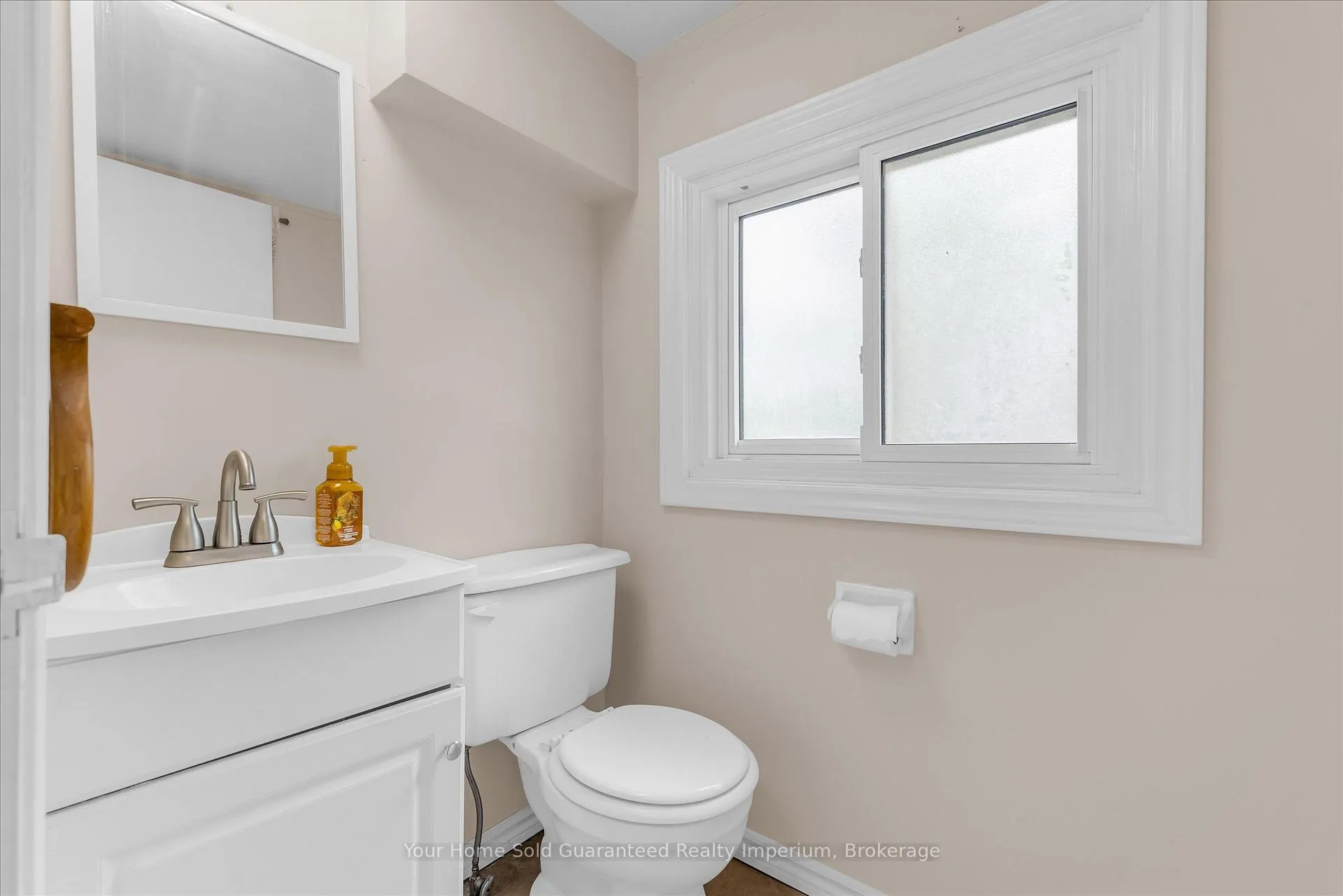 Photo 13 of Unit 44, 125 Bonaventure Drive, Hamilton, Gilbert — HOMEH