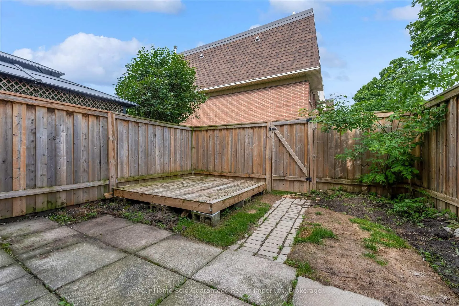 Photo 23 of Unit 44, 125 Bonaventure Drive, Hamilton, Gilbert — HOMEH