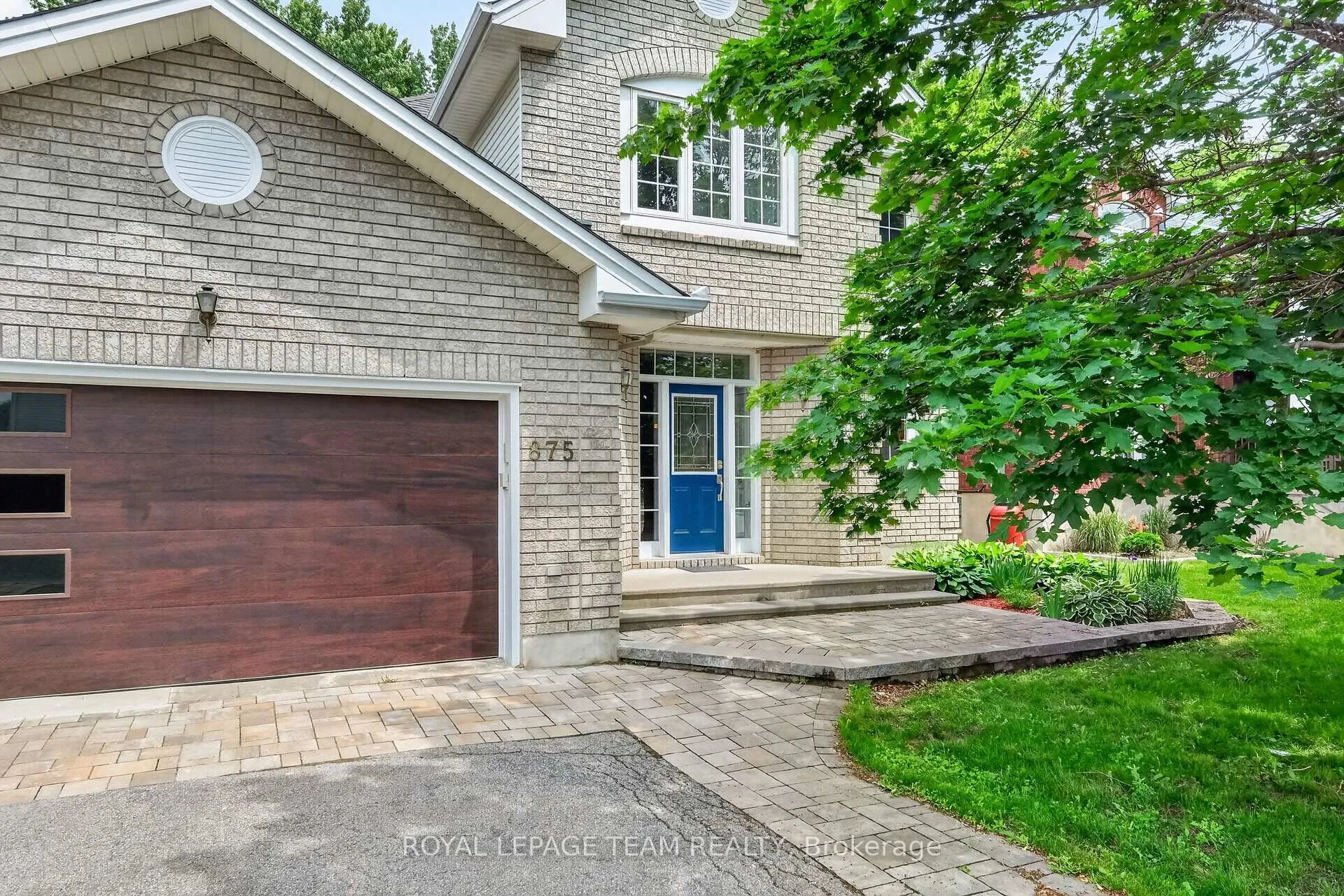 Photo 3 of 875 Giant Cedars Crescent, Ottawa, Riverside South/Gloucester Glen — HOMEH