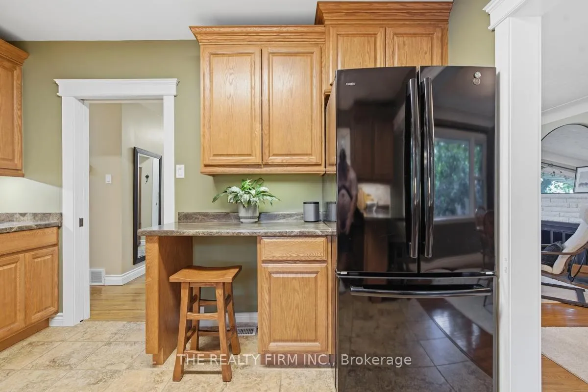 Photo 15 of 473 Pinetree Drive, London, North P — HOMEH