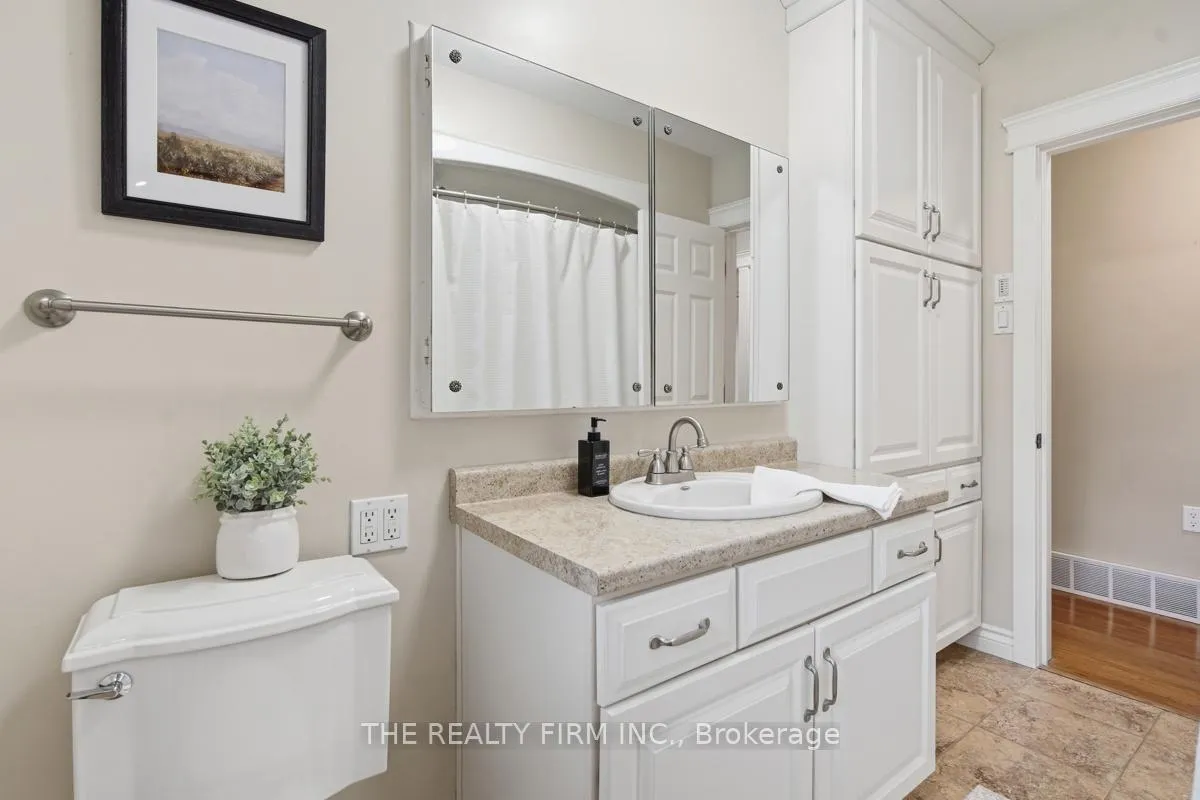 Photo 23 of 473 Pinetree Drive, London, North P — HOMEH