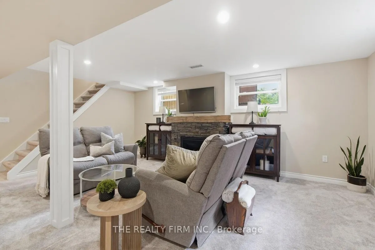 Photo 27 of 473 Pinetree Drive, London, North P — HOMEH