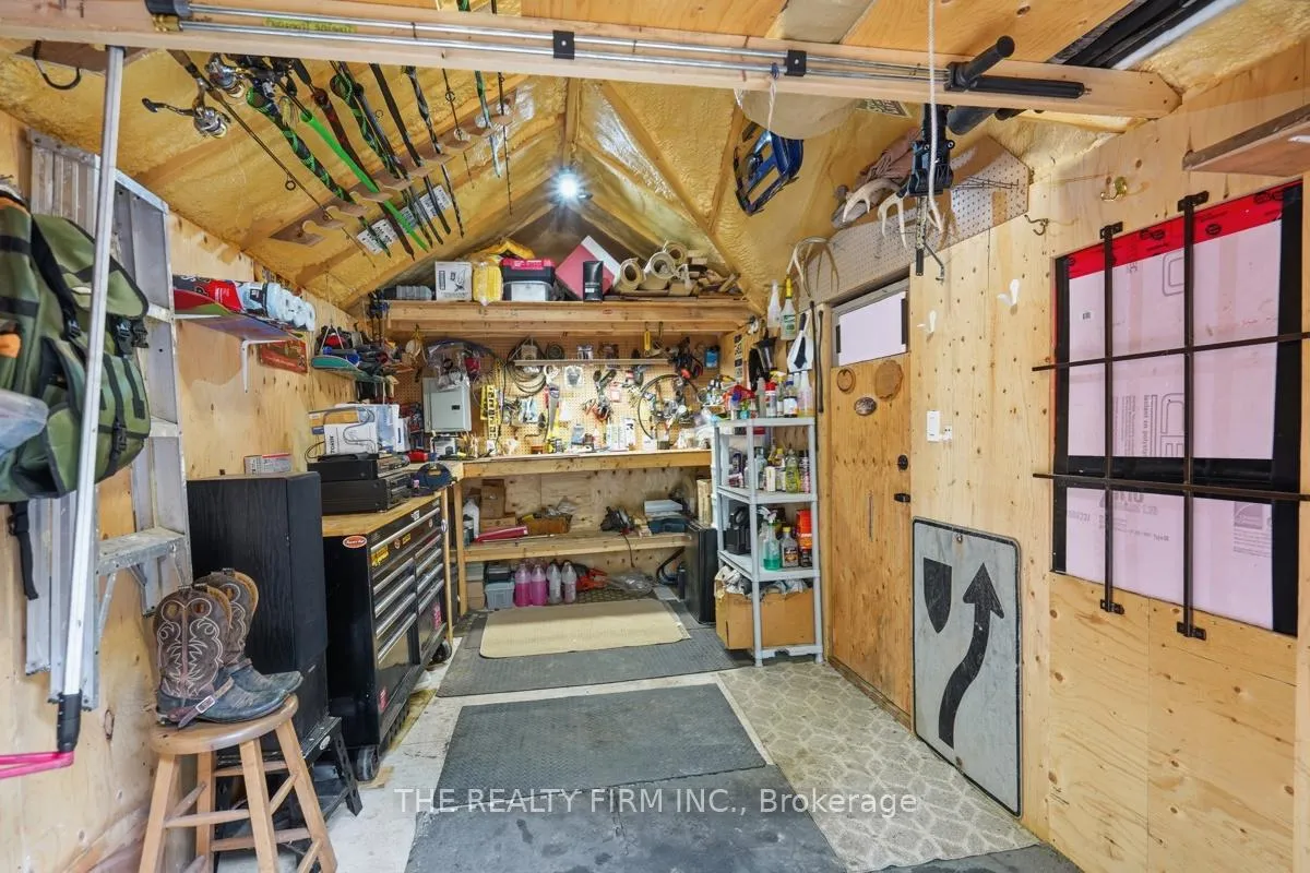 Photo 40 of 473 Pinetree Drive, London, North P — HOMEH