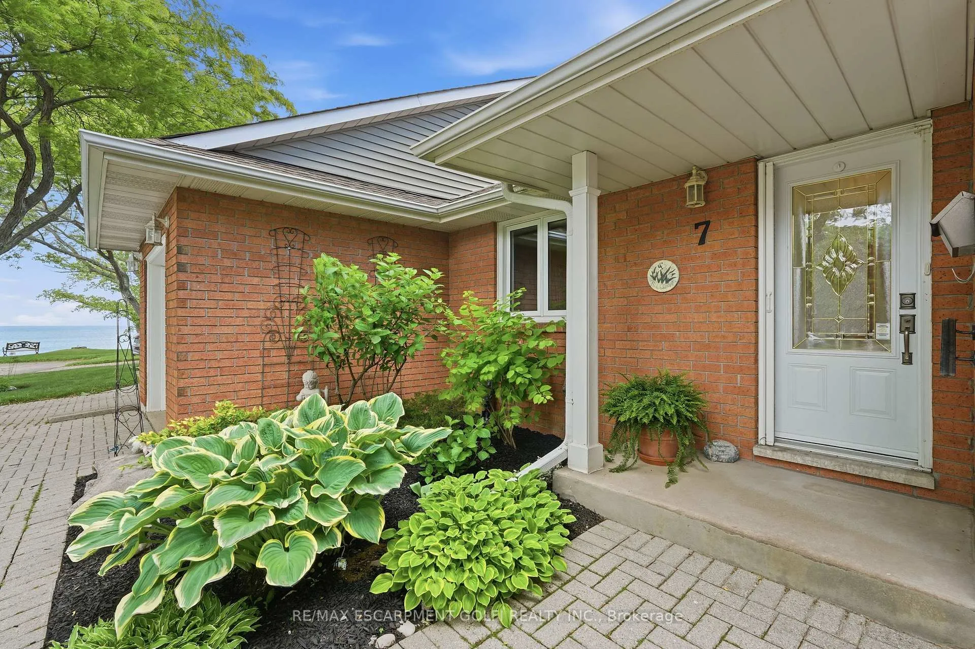 Photo 5 of Unit 7, 375 Book Road, Grimsby, Grimsby Beach — HOMEH