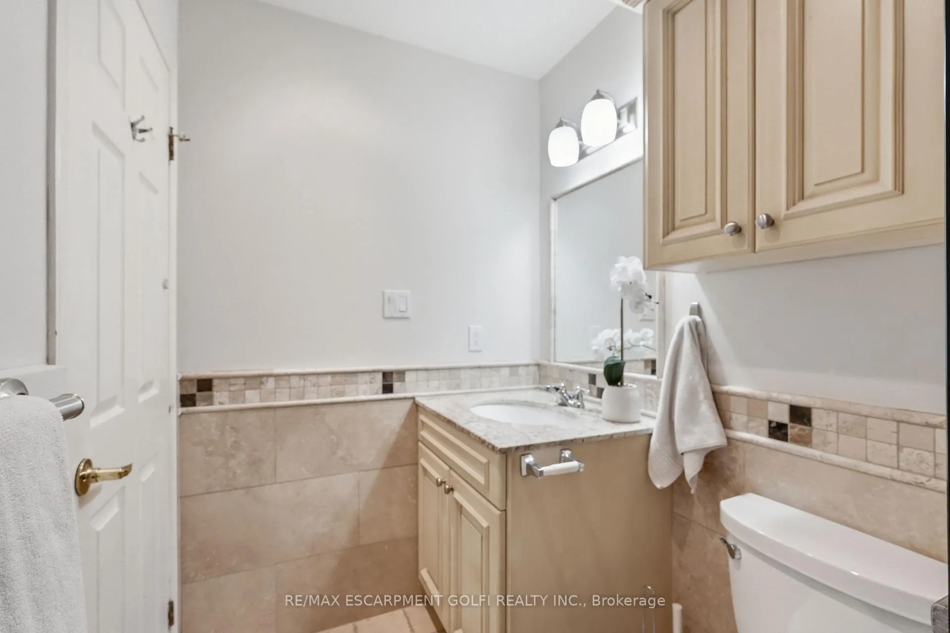 Photo 19 of Unit 7, 375 Book Road, Grimsby, Grimsby Beach — HOMEH