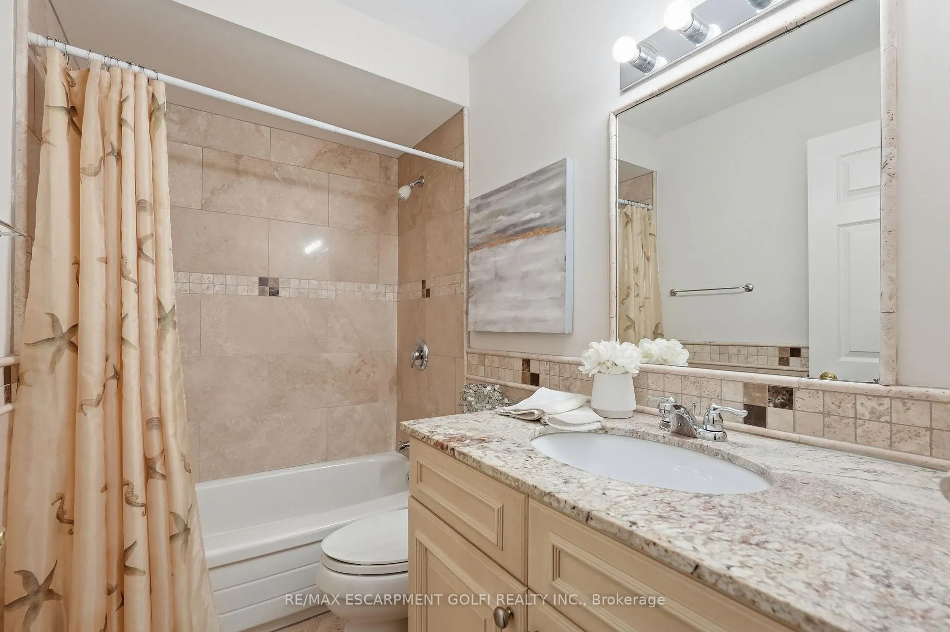 Photo 24 of Unit 7, 375 Book Road, Grimsby, Grimsby Beach — HOMEH