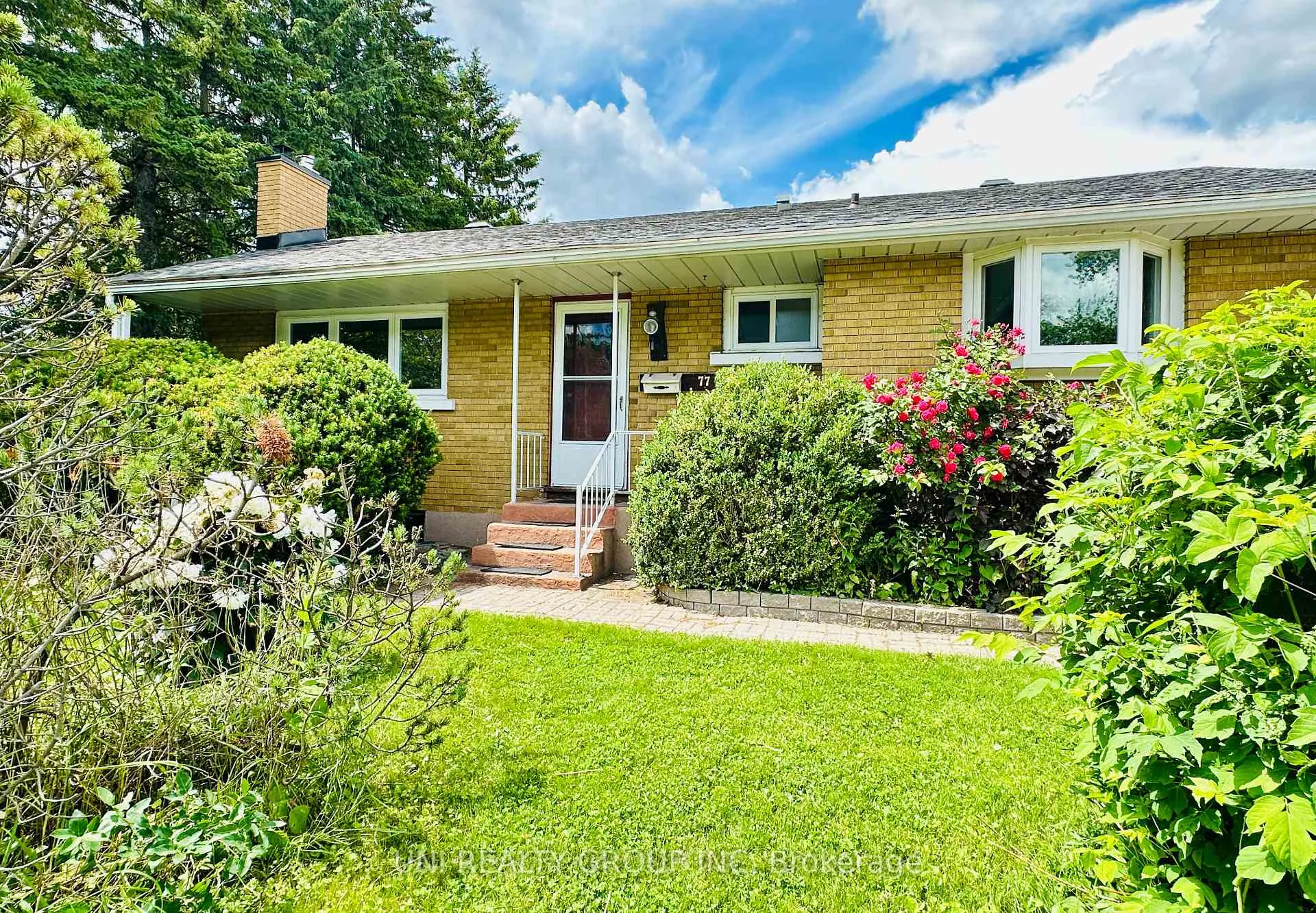 Photo 3 of 77 Meadowlands Drive, Ottawa, Meadowlands/St. Claire Gardens — HOMEH