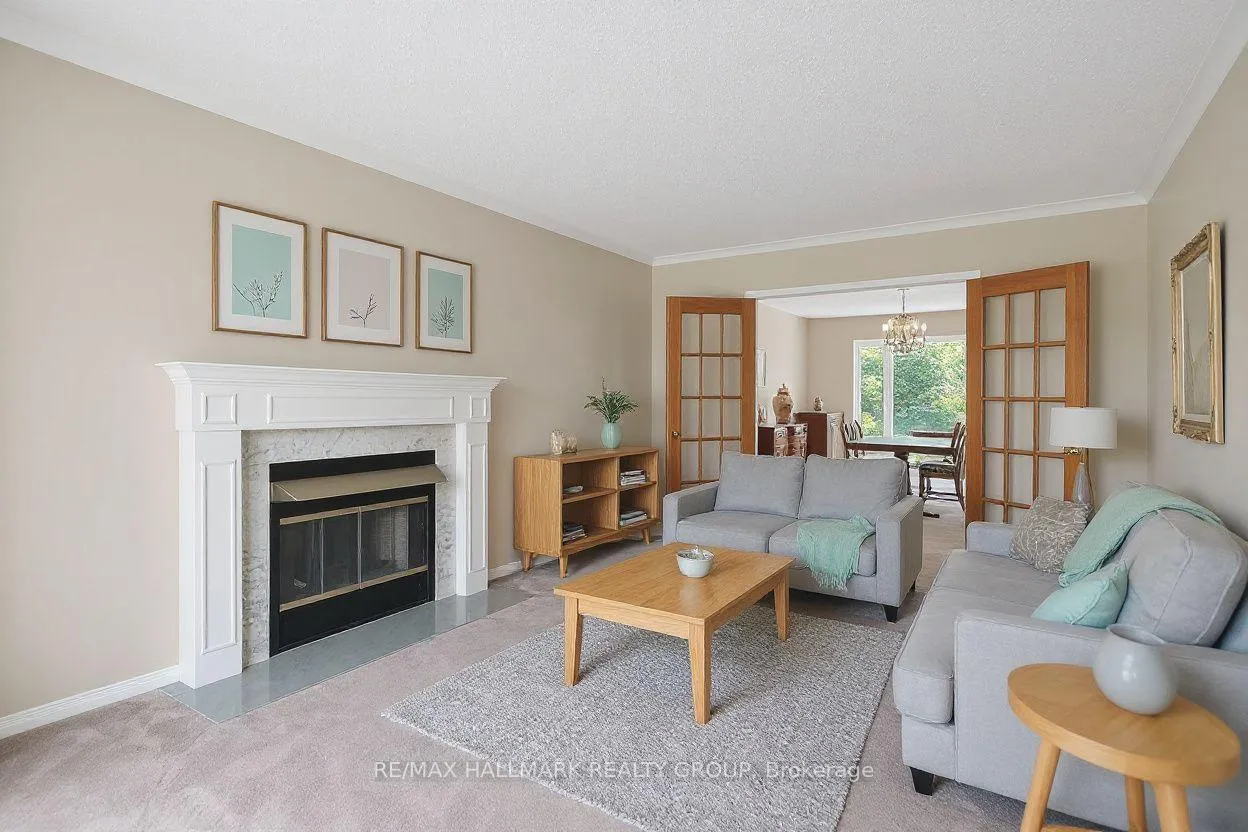Photo 7 of 9 Halldorson Crescent, Ottawa, Kanata - Kanata Lakes/Heritage Hills — HOMEH