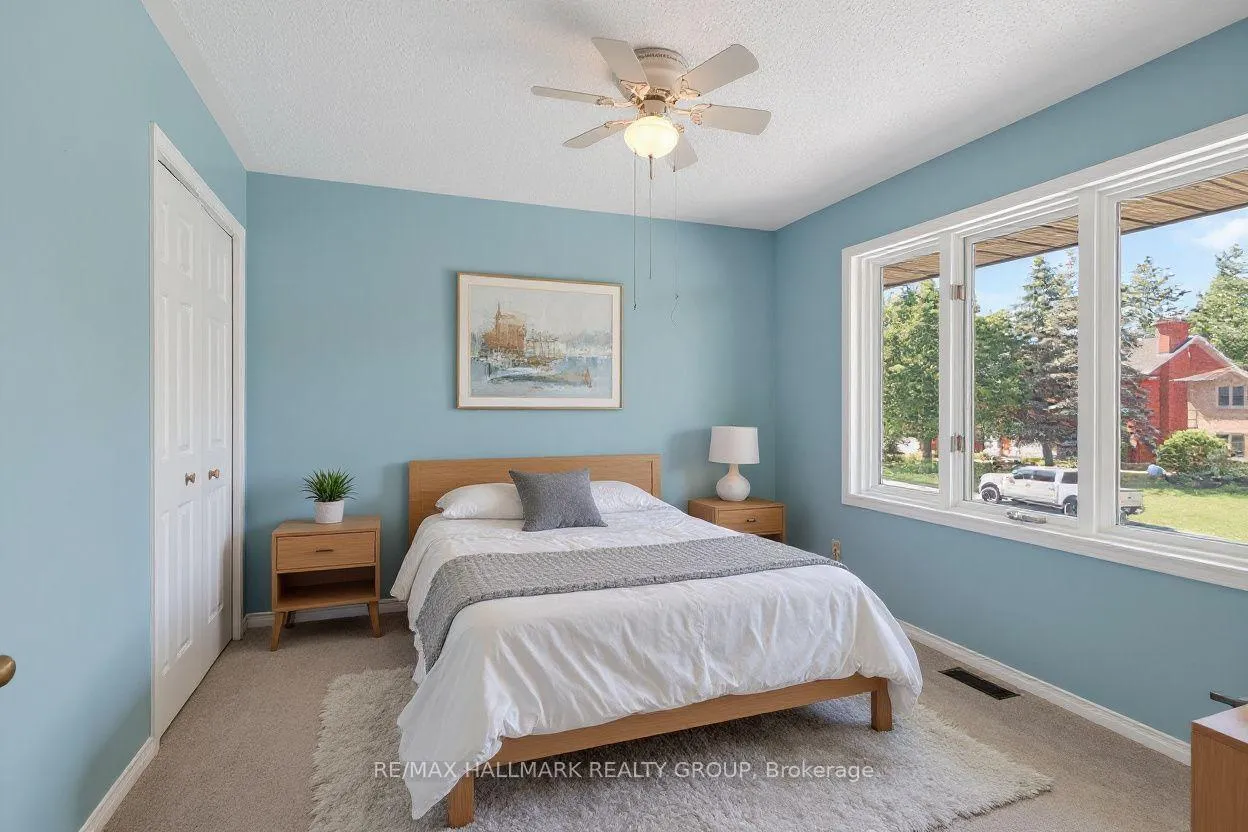Photo 30 of 9 Halldorson Crescent, Ottawa, Kanata - Kanata Lakes/Heritage Hills — HOMEH