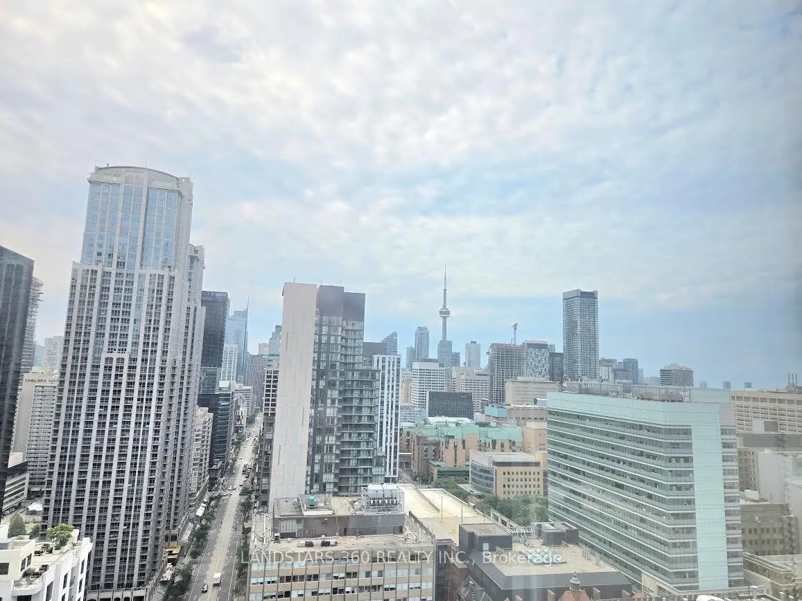 Photo 3 of Unit 2509, 832 Bay Street, Toronto, Bay Street Corridor — HOMEH