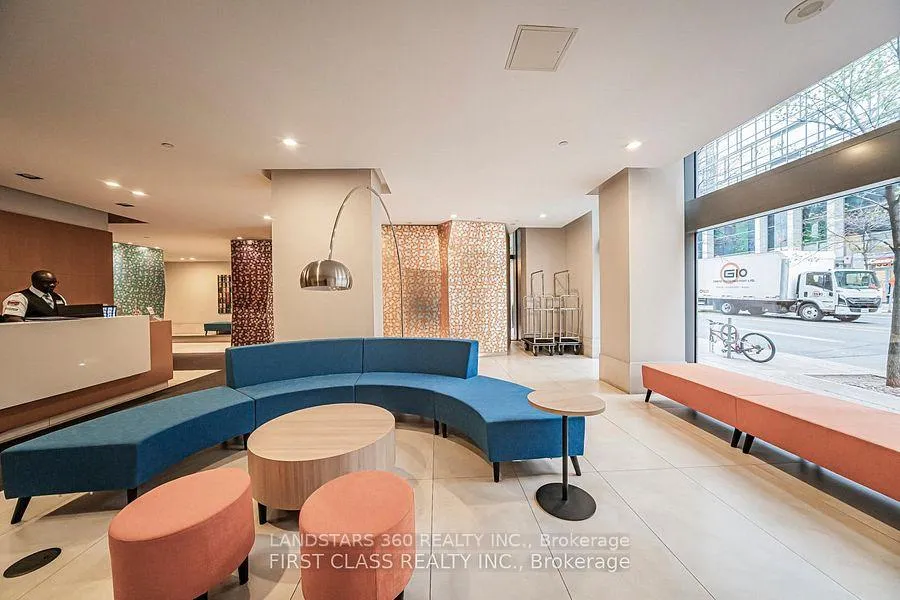 Photo 5 of Unit 2509, 832 Bay Street, Toronto, Bay Street Corridor — HOMEH