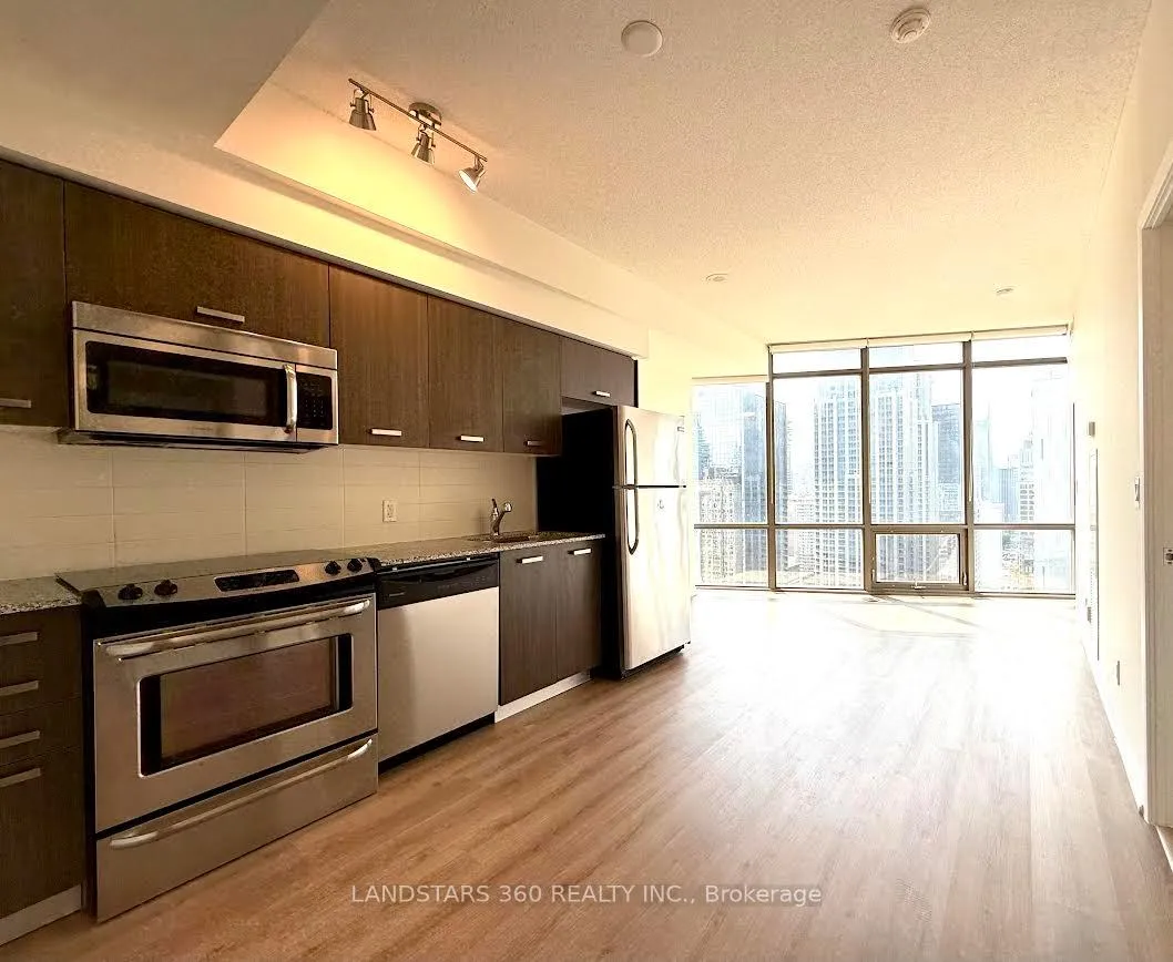 Photo 8 of Unit 2509, 832 Bay Street, Toronto, Bay Street Corridor — HOMEH