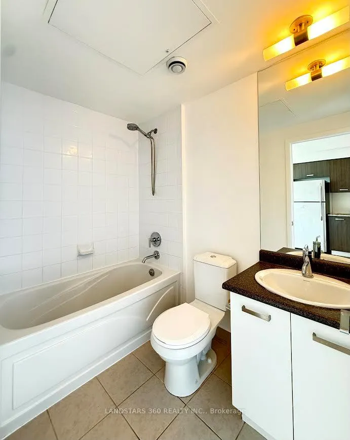 Photo 13 of Unit 2509, 832 Bay Street, Toronto, Bay Street Corridor — HOMEH