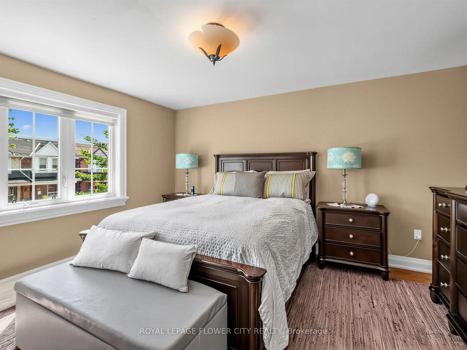 Photo 19 of 52 Gillespie Avenue, Toronto, Weston-Pellam Park — HOMEH