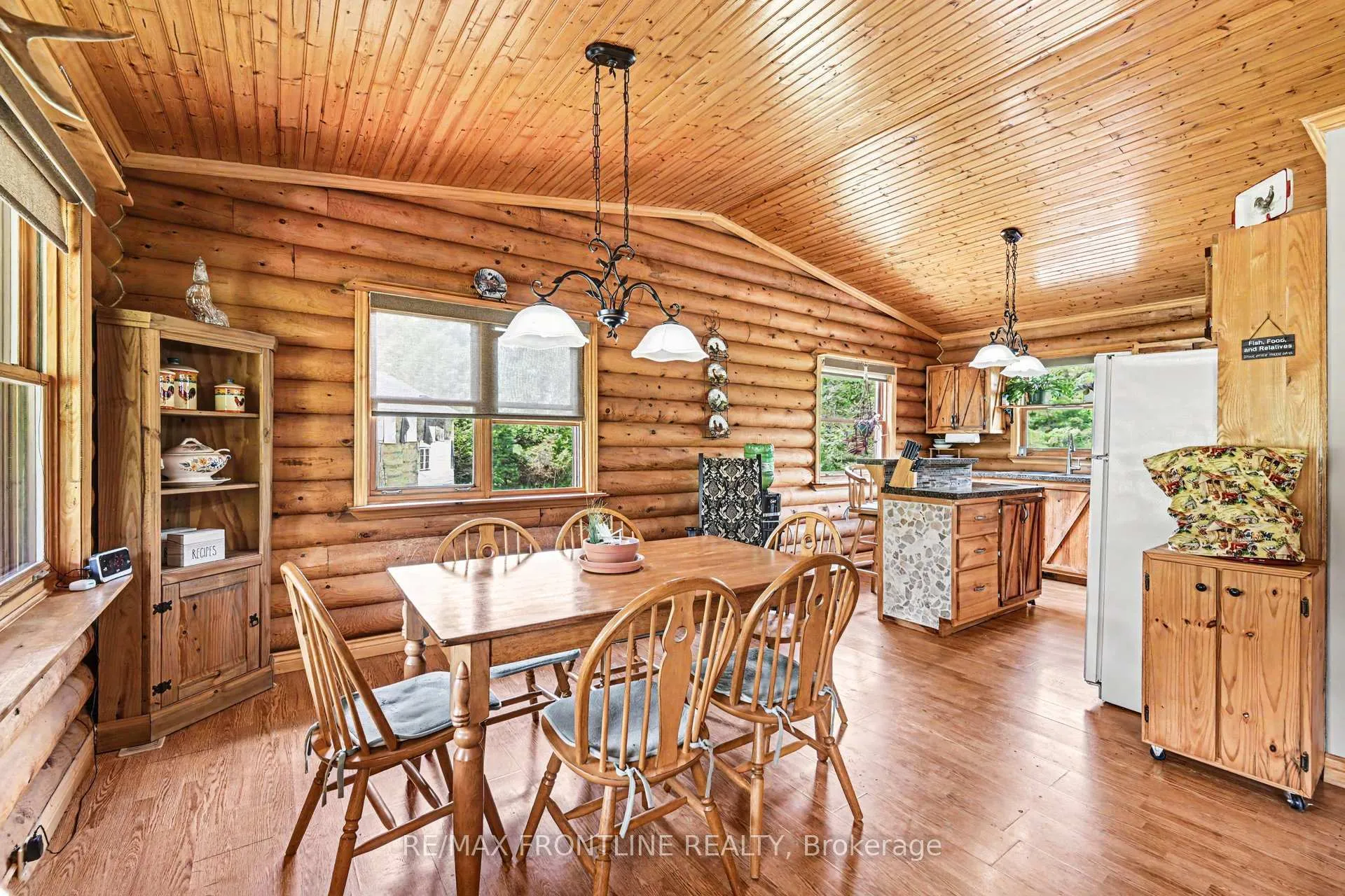 Photo 5 of 954 Sheridan Rapids Road, Lanark Highlands, Lanark Highlands (Dalhousie) Twp — HOMEH