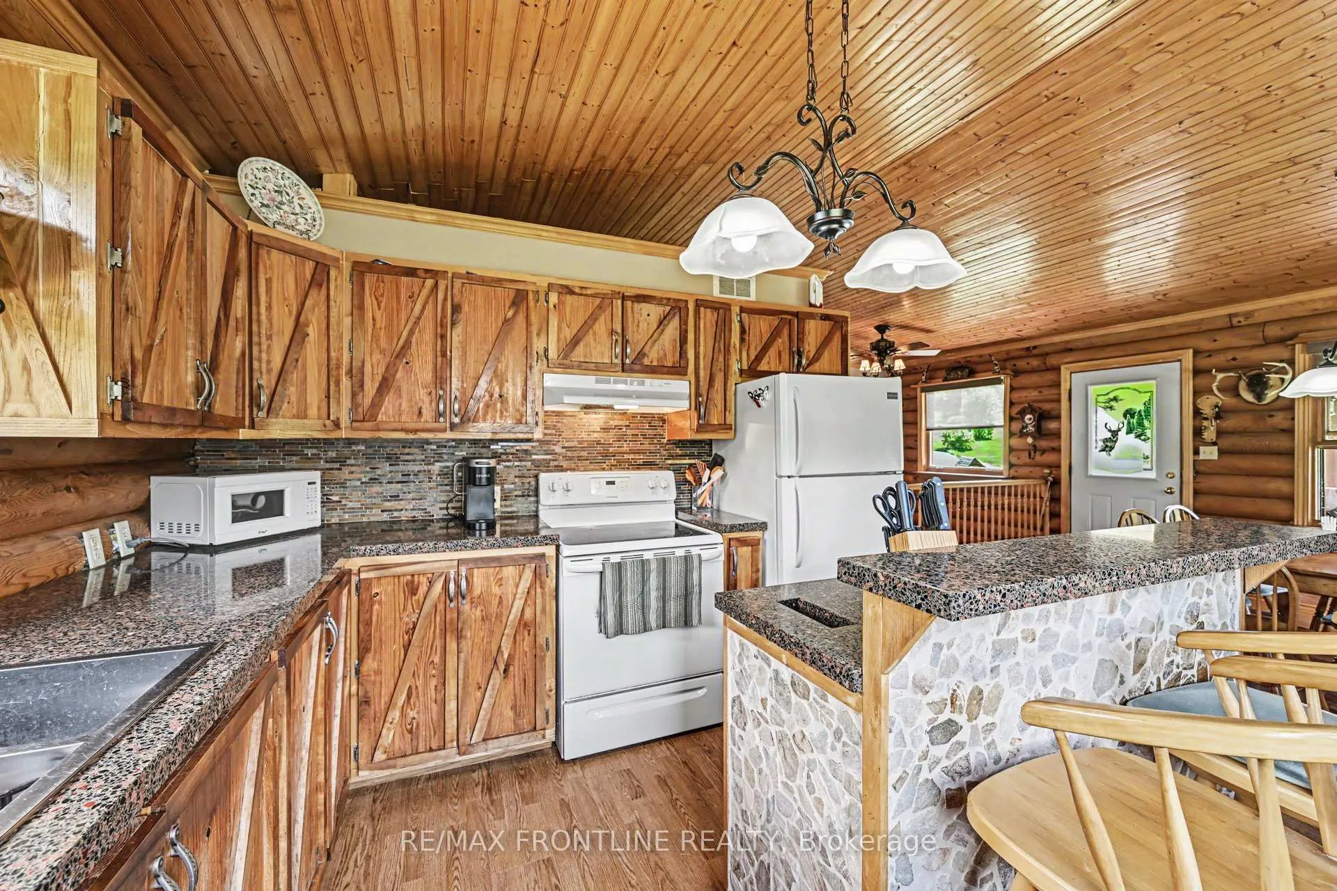 Photo 9 of 954 Sheridan Rapids Road, Lanark Highlands, Lanark Highlands (Dalhousie) Twp — HOMEH