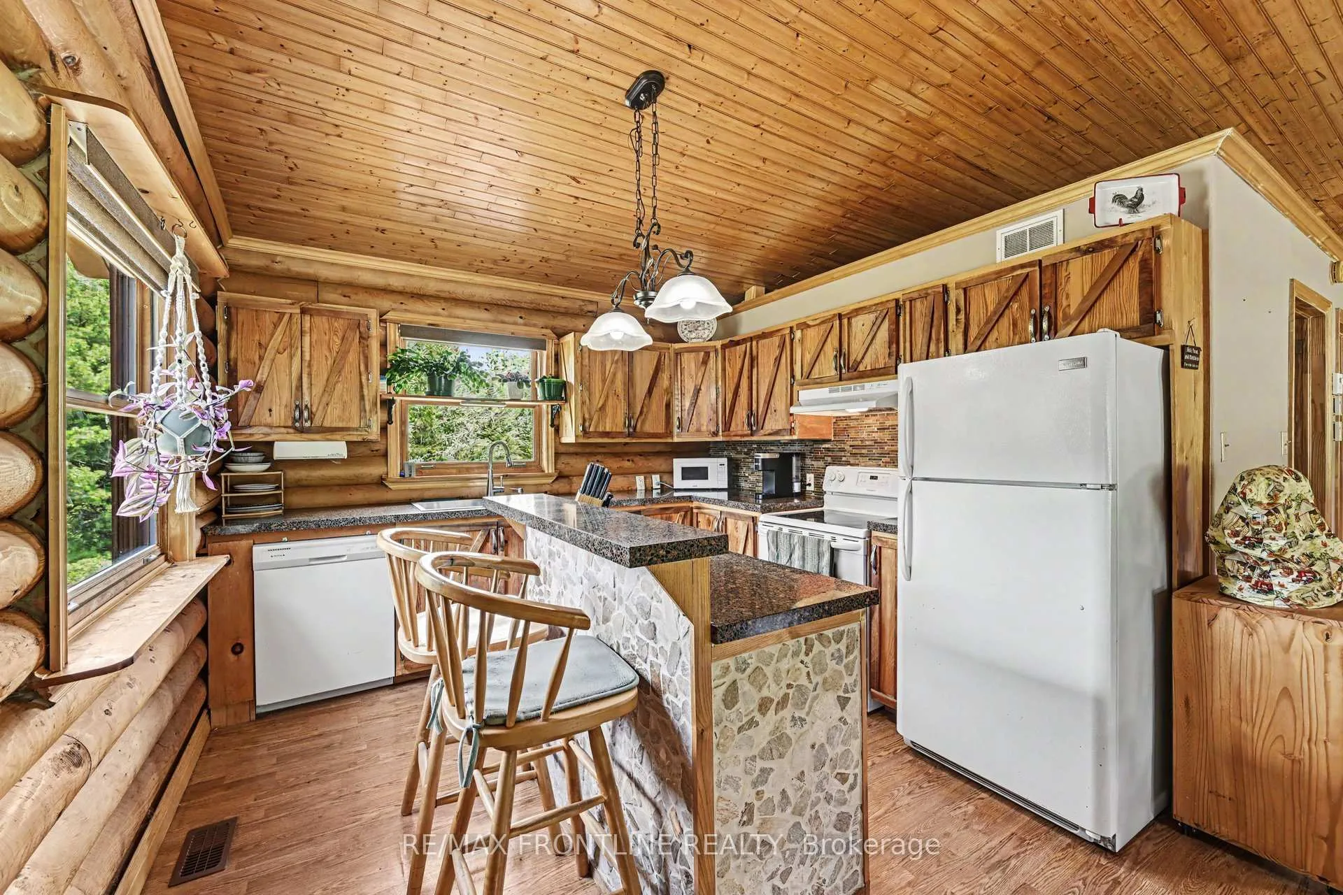 Photo 10 of 954 Sheridan Rapids Road, Lanark Highlands, Lanark Highlands (Dalhousie) Twp — HOMEH