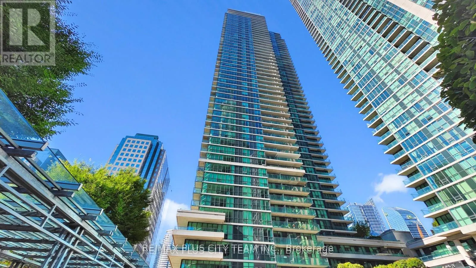 Photo 1 of Unit 2109, 33 Bay Street, Toronto, Waterfront Communities — HOMEH