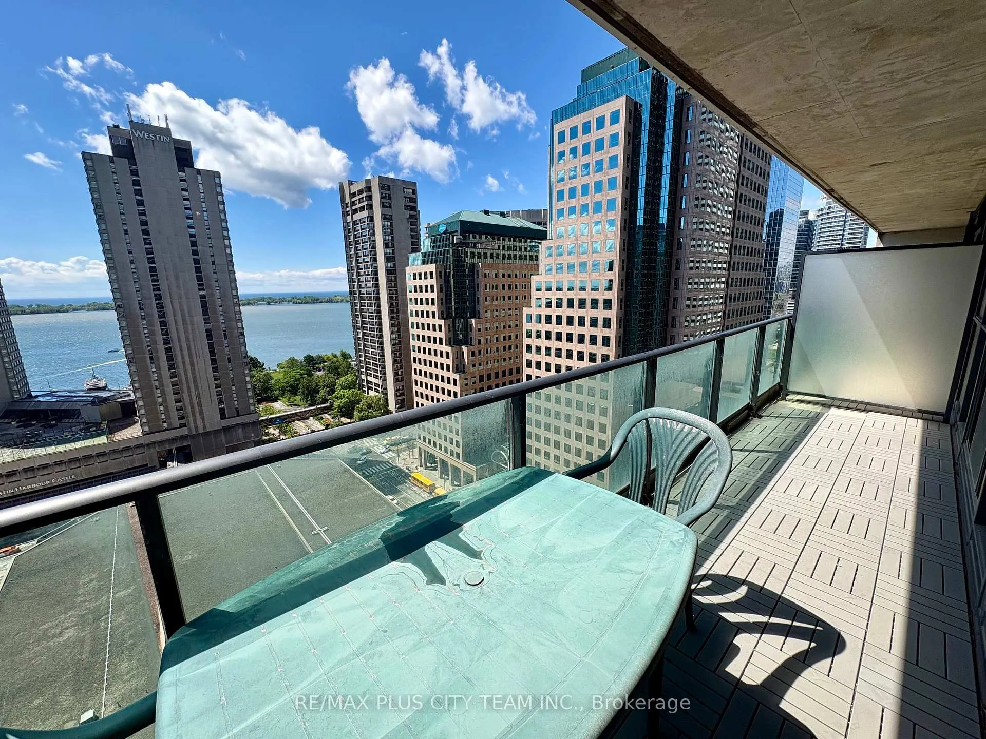 Photo 11 of Unit 2109, 33 Bay Street, Toronto, Waterfront Communities — HOMEH