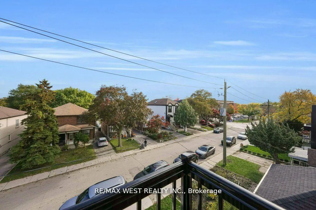 Photo 16 of Unit C, 502 Atlas Avenue, Toronto, Oakwood Village — HOMEH