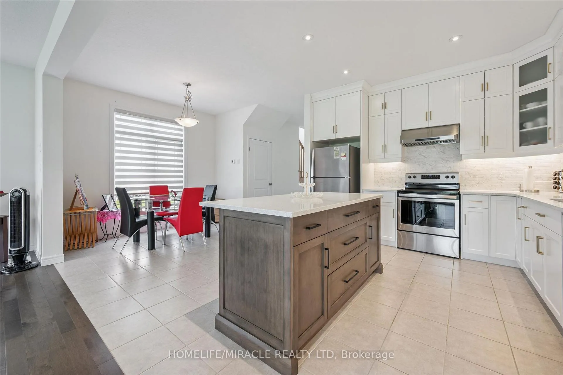 Photo 10 of 153 Rivertrail Avenue, Kitchener, Idlewood/Lackner Woods — HOMEH