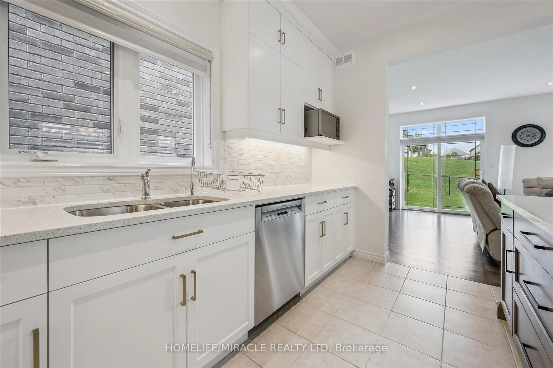 Photo 12 of 153 Rivertrail Avenue, Kitchener, Idlewood/Lackner Woods — HOMEH