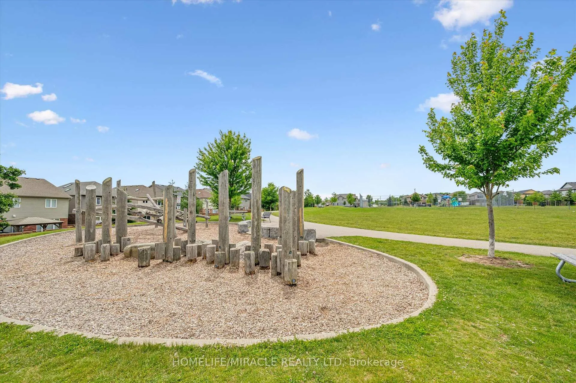 Photo 38 of 153 Rivertrail Avenue, Kitchener, Idlewood/Lackner Woods — HOMEH
